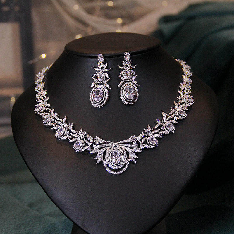 Luxury 3A Cubic Zirconia Bridal Jewelry Set, Platinum-Plated Handcrafted Prong Setting Necklace and Drop Earrings Set for Bride LUNA-X175