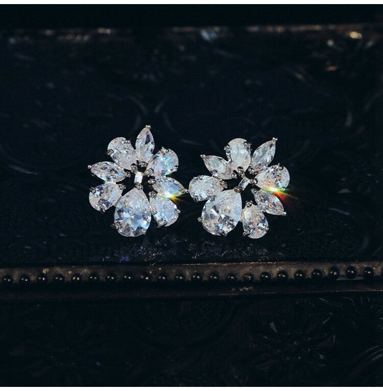 Vine & Blossom Necklace Set – AAA Zircon Crystal with K-White Gold Plating LUNA-X140