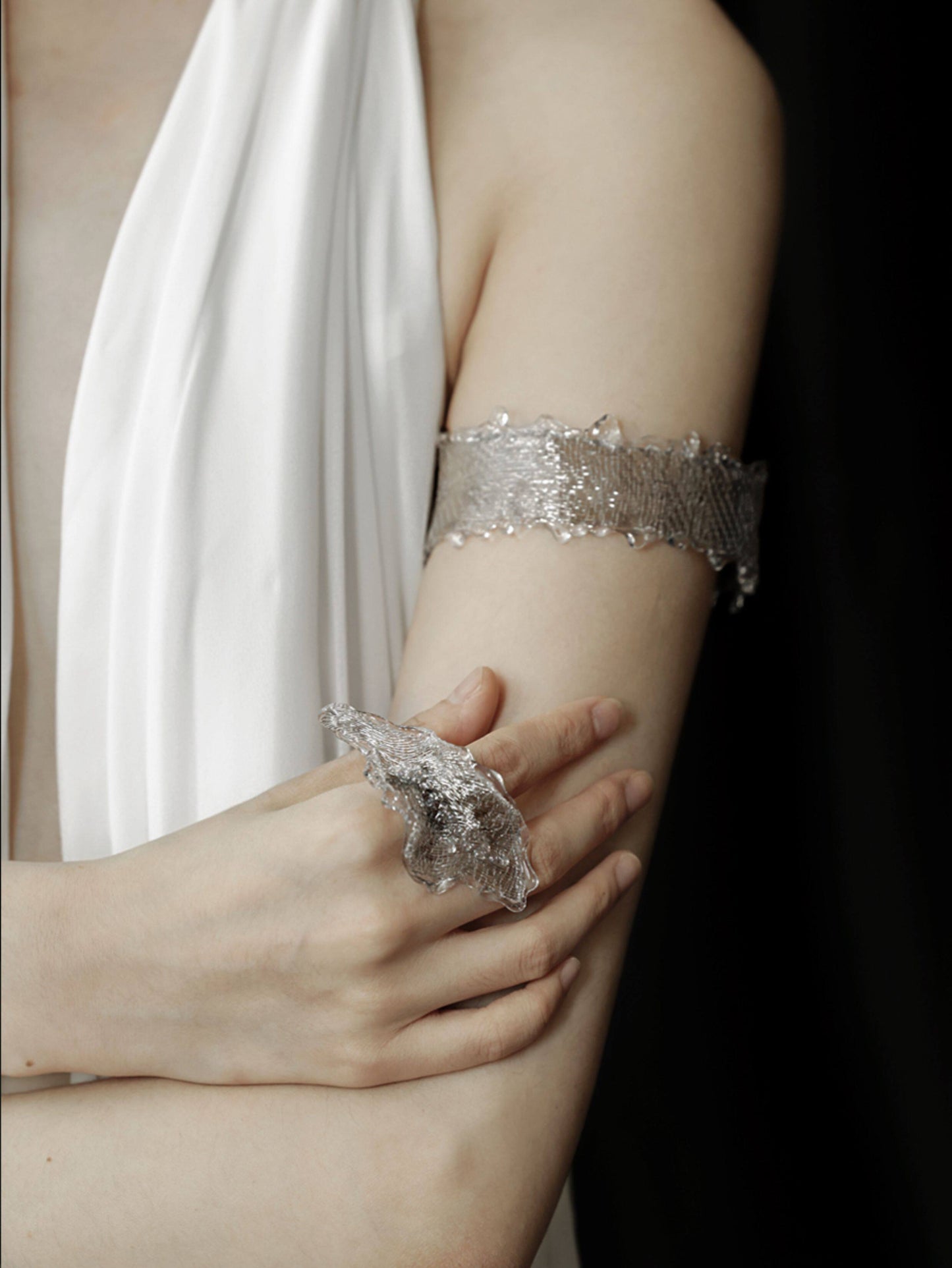 Avant-Garde Hand-Woven Metallic Mesh Splash Bangle - Malleable Liquid-Edge Cuff Bracelet with Sculptural Clear Water Droplets LUNA-X390