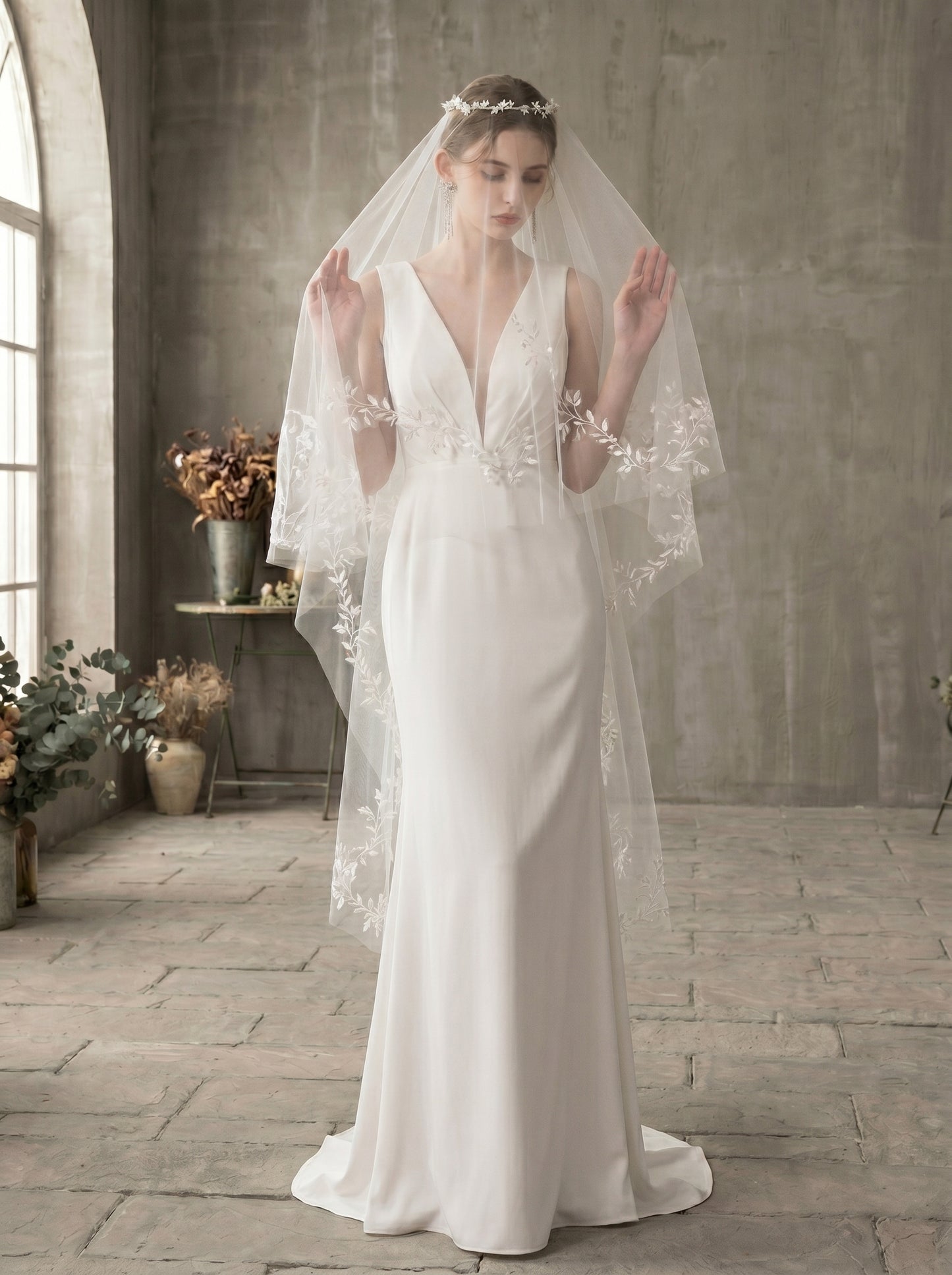 Two Tier Milk White Wedding Veil with Flower Wreath Tiara, Front 70cm Back 125cm Drop Veil for Bride, Embroidered Botanical Leaf Flounce Blusher LUNA-X84