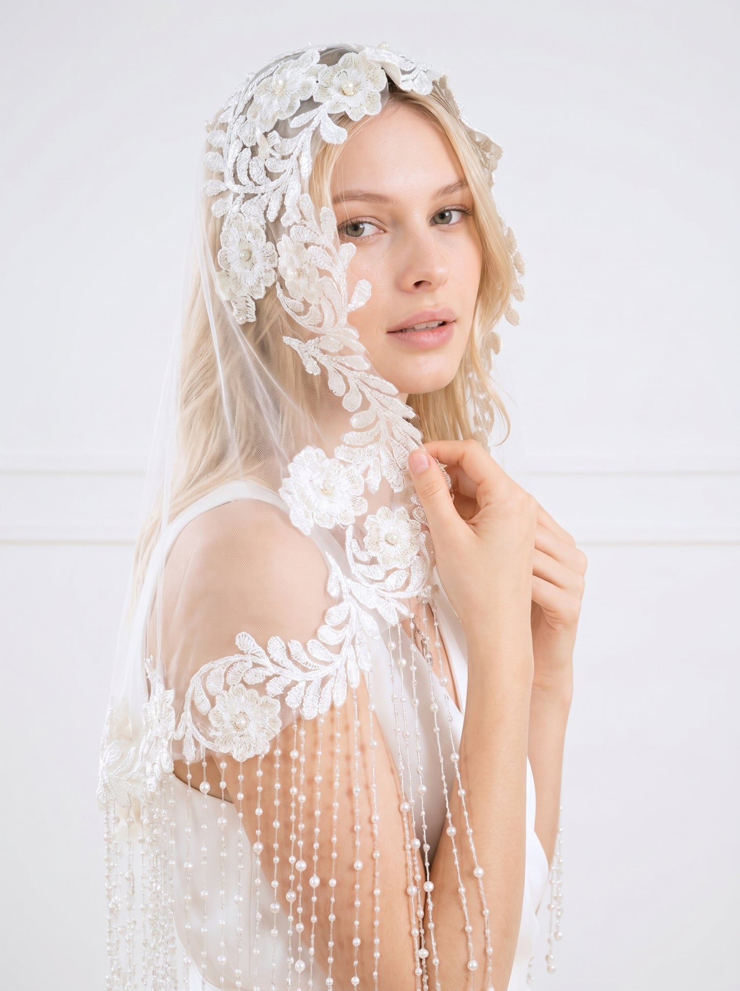Minimalist Raw Edge Short Wedding Veil - 39" Modern Bridal Tulle, No Comb for Ultimate Styling Freedom  LUNA-X08