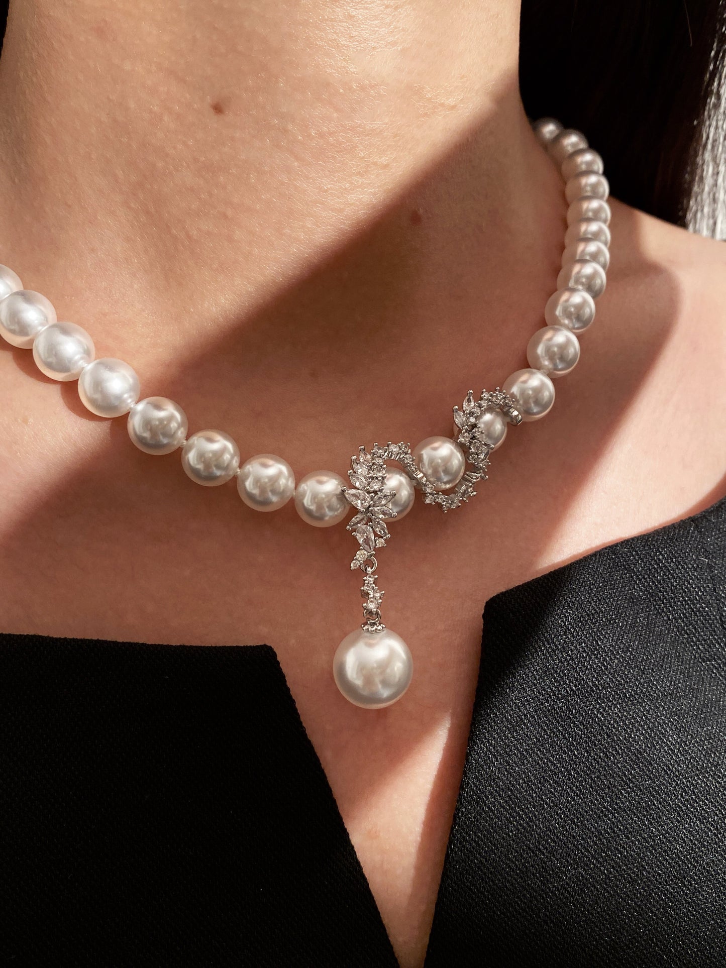 Y Drop Australian White Pearl Strand Necklace for Bridal Women, 8mm & 10mm Cool Luster Pearl with Floral Cubic Zirconia Accents 45cm Collarbone Chain Formal Wedding Evening Party Fine Jewelry Gift  LUNA-X292