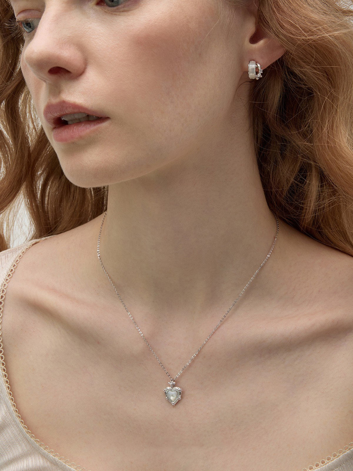 Iris Inspired Layered Heart Natural Mother of Pearl Pendant Necklace, Two-Tone Adjustable Dainty Jewelry for Women LUNA-X253