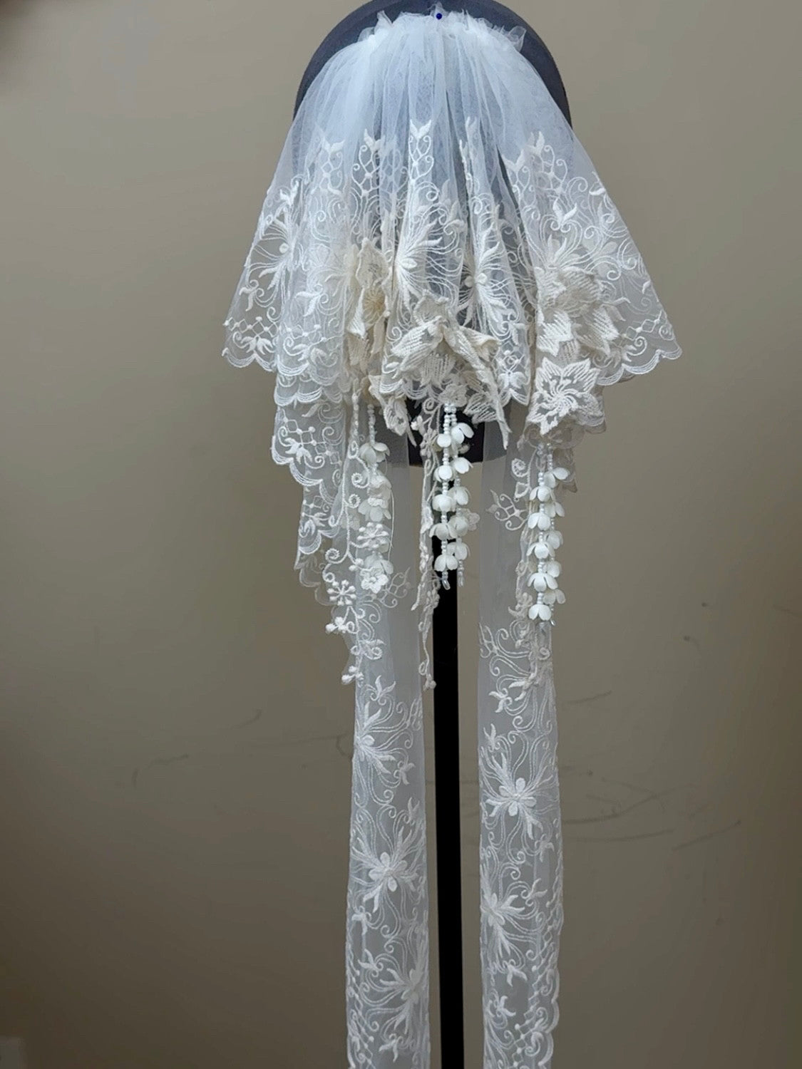 Vintage Rococo Shoulder Veil with 3D Lace Appliqués - Cloud Puff Stiff Mesh Bridal Headpiece, Shimmering Pearl Blossom Streamers LUNA-X107