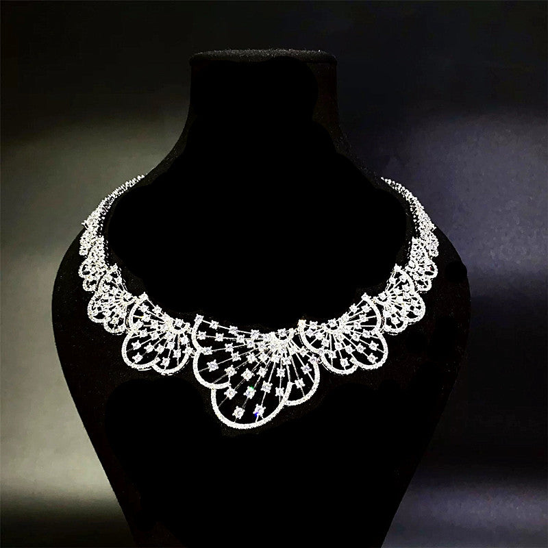 Grand Starburst Medallion Bridal Jewelry Set, Luxury Platinum Plated AAA Zircon Geometric Choker Necklace & Dramatic Drop Earrings Set for Royal Wedding & Gala LUNA-X160