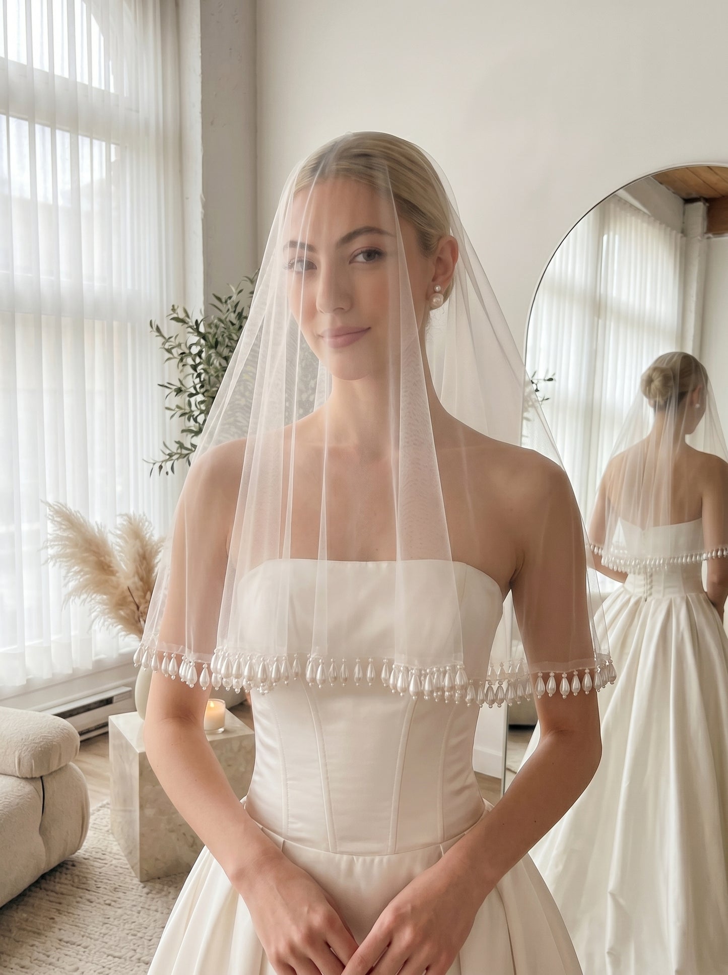 Effortless French Chic Fingertip Veil - 1.6m x 1.6m Single Layer Circle Tulle Veil, Comb-Free Modern Romantic Wedding Veil LUNA-X56