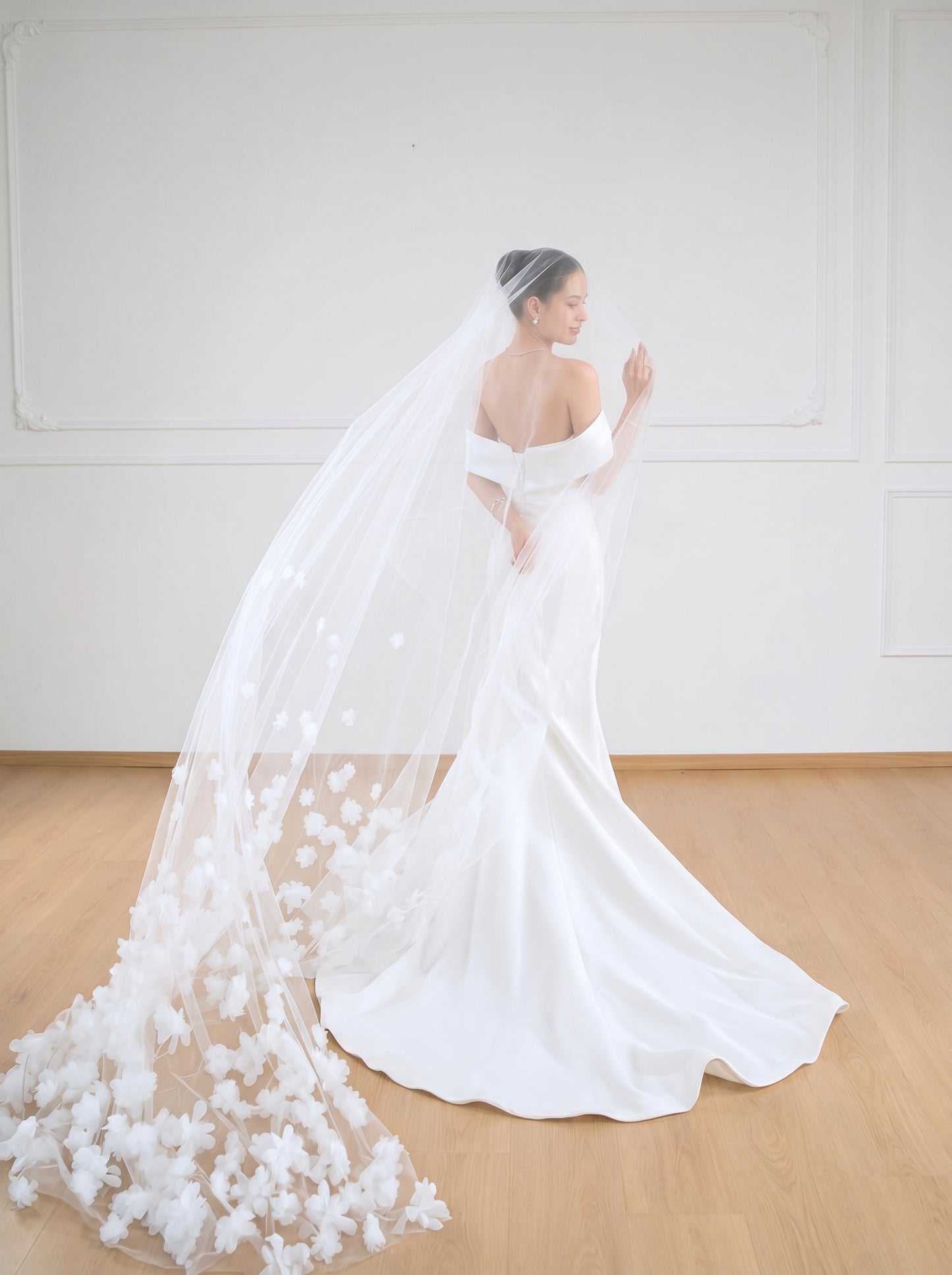 Couture 3D Floral Wedding Veil - 118" Long Handcrafted Organza Flower Cathedral Veil, No Comb for Styling Freedom LUNA-X06