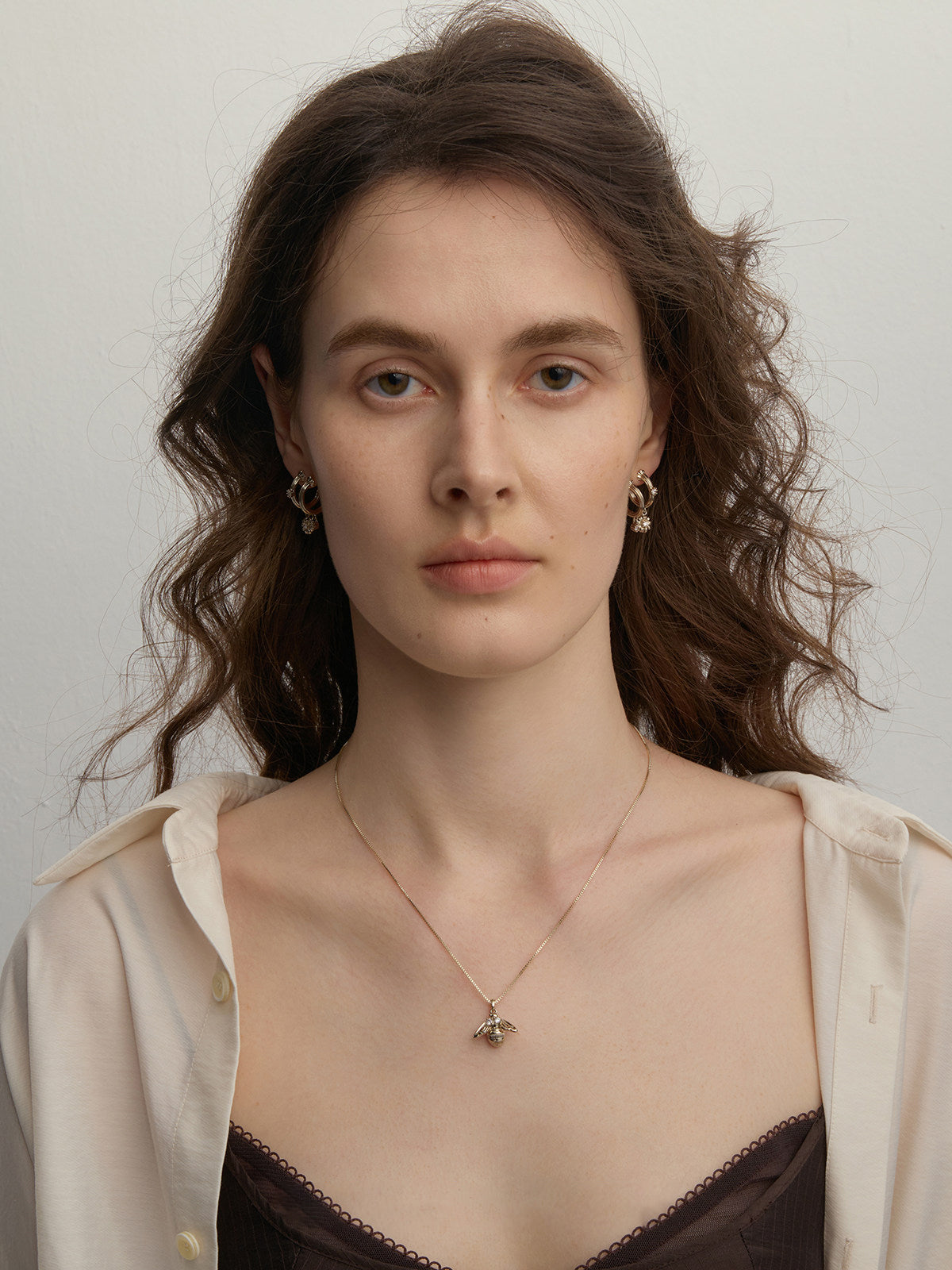 Dainty 3D Bee Pendant Necklace For Women Light Titanium Gold Plated Copper Zircon Eyes Adjustable Multi Extender Box Chain Minimalist Nature Insect Jewelry Gift  LUNA-X273