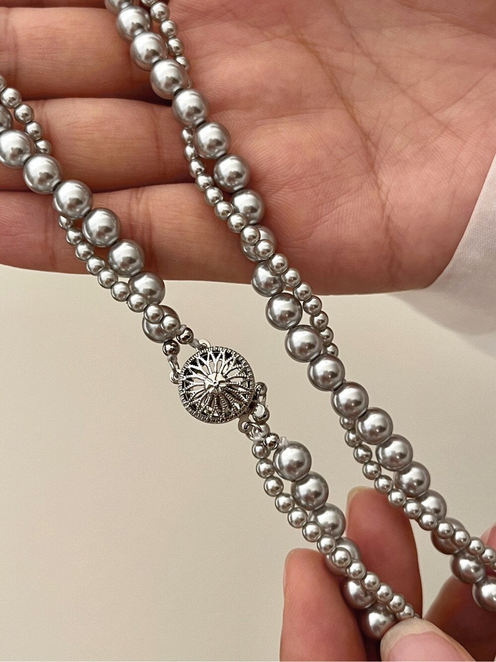 Two Tone Sunflower Clasp Mixed Size Imitation Pearl Necklace For Women 3mm+6mm Gradient Pearl 45cm Adjustable Gold Silver Clasp Cream Grey Australian White French Vintage Daily Jewelry Gift For Ladies   LUNA-X287