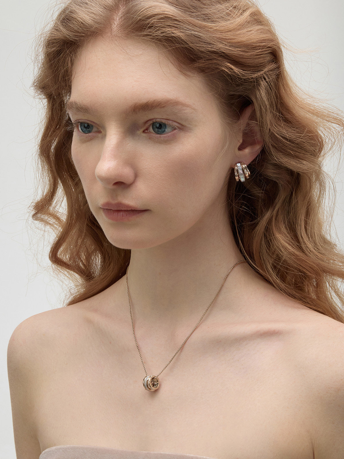 Multi-Ring White Mother of Pearl Barrel Pendant Necklace for Women Large Size Cubic Zirconia Minimalist Stackable Daily Wedding Jewelry Gift  LUNA-X243