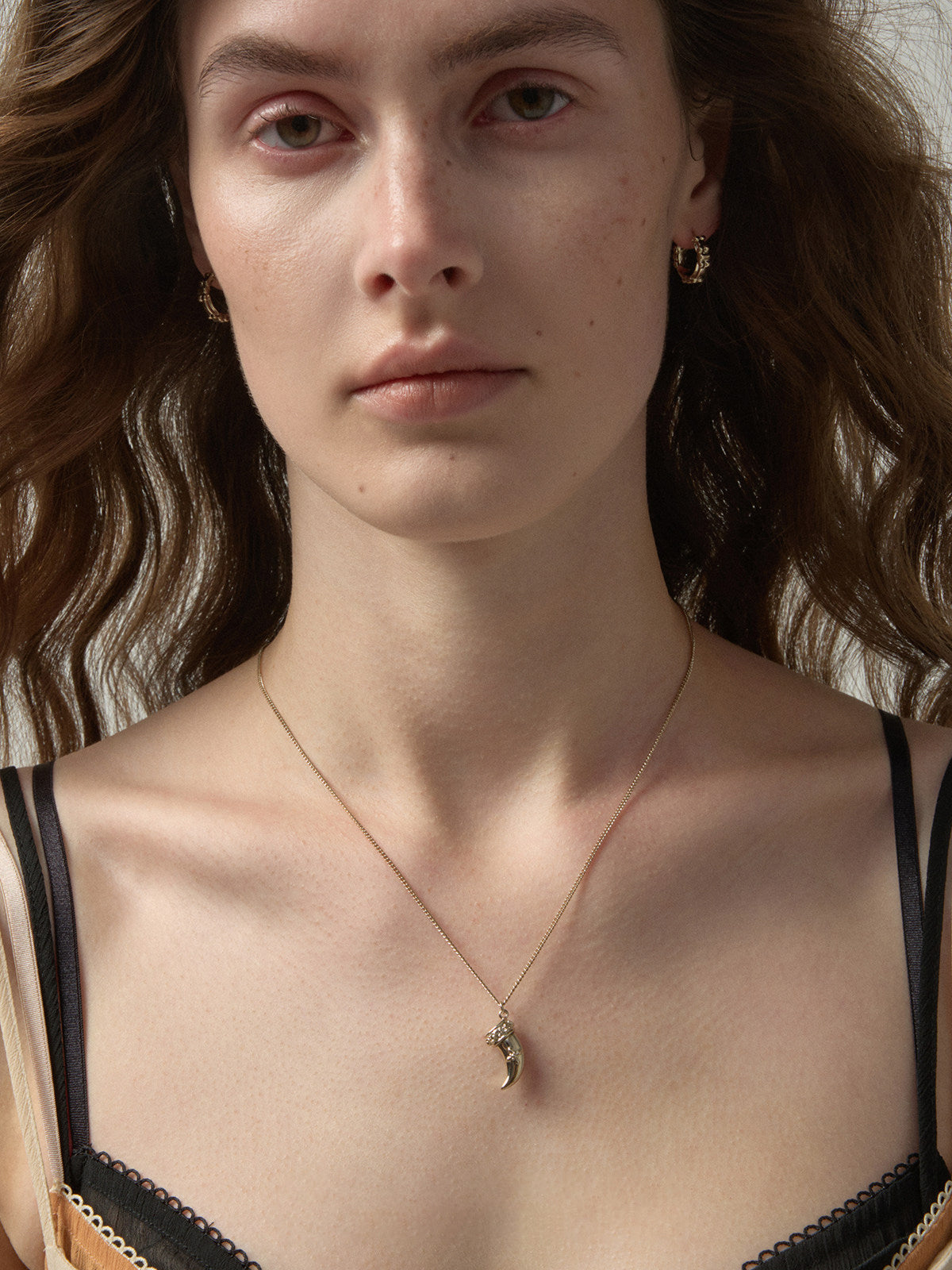 Vintage Horn Pendant Necklace For Women Dainty Zircon Inlaid Four Point Star Charm Adjustable Chain Two Tone Light Gold Silver Retro Daily Layering Jewelry  LUNA-X267