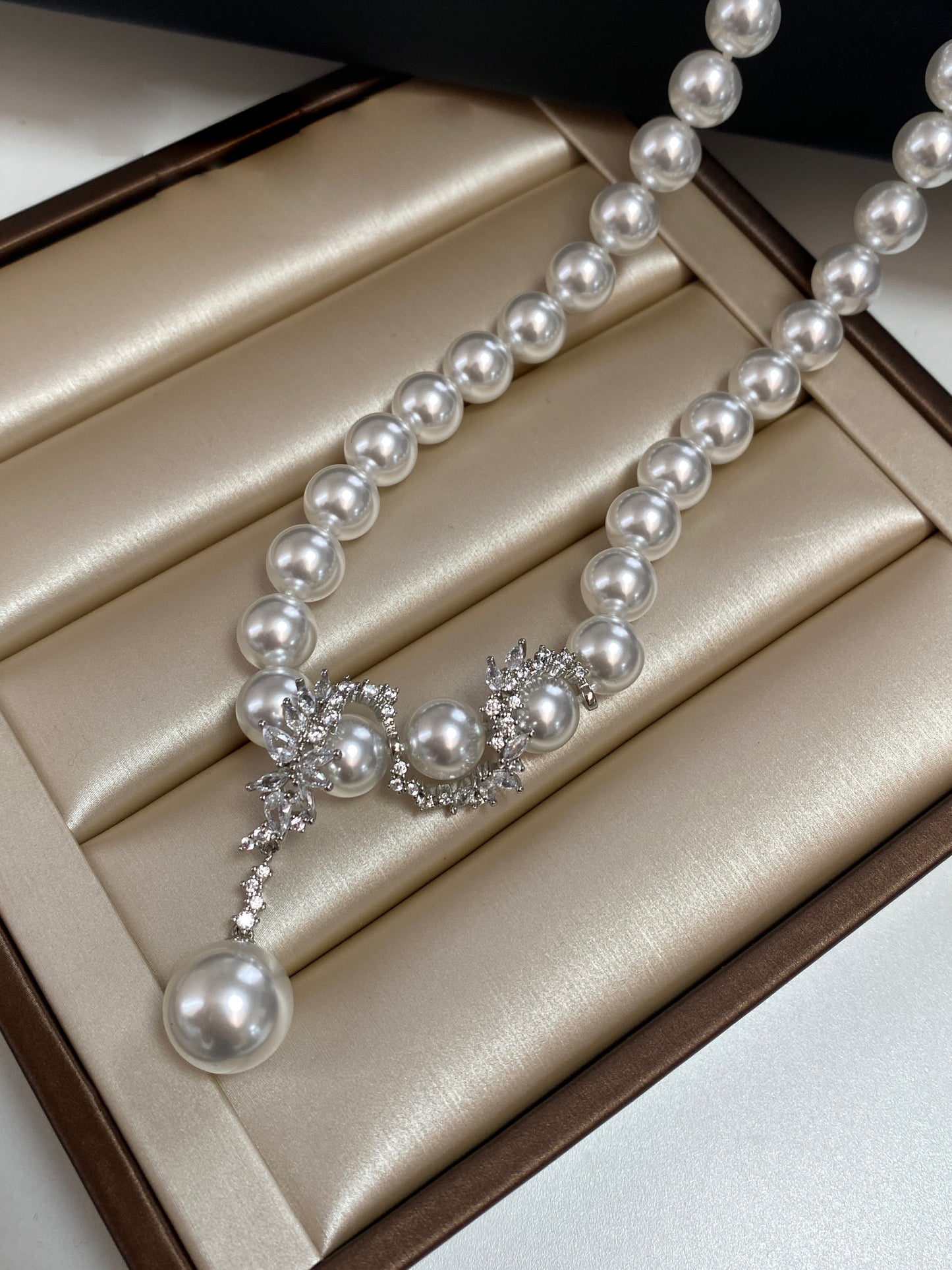 Y Drop Australian White Pearl Strand Necklace for Bridal Women, 8mm & 10mm Cool Luster Pearl with Floral Cubic Zirconia Accents 45cm Collarbone Chain Formal Wedding Evening Party Fine Jewelry Gift  LUNA-X292