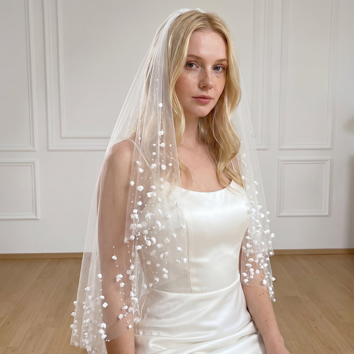 Elegant 1.5m Fingertip Wedding Veil - Soft Romantic Tulle with Exquisite Floral Lace Border, No Comb for Styling Freedom LUNA-X04