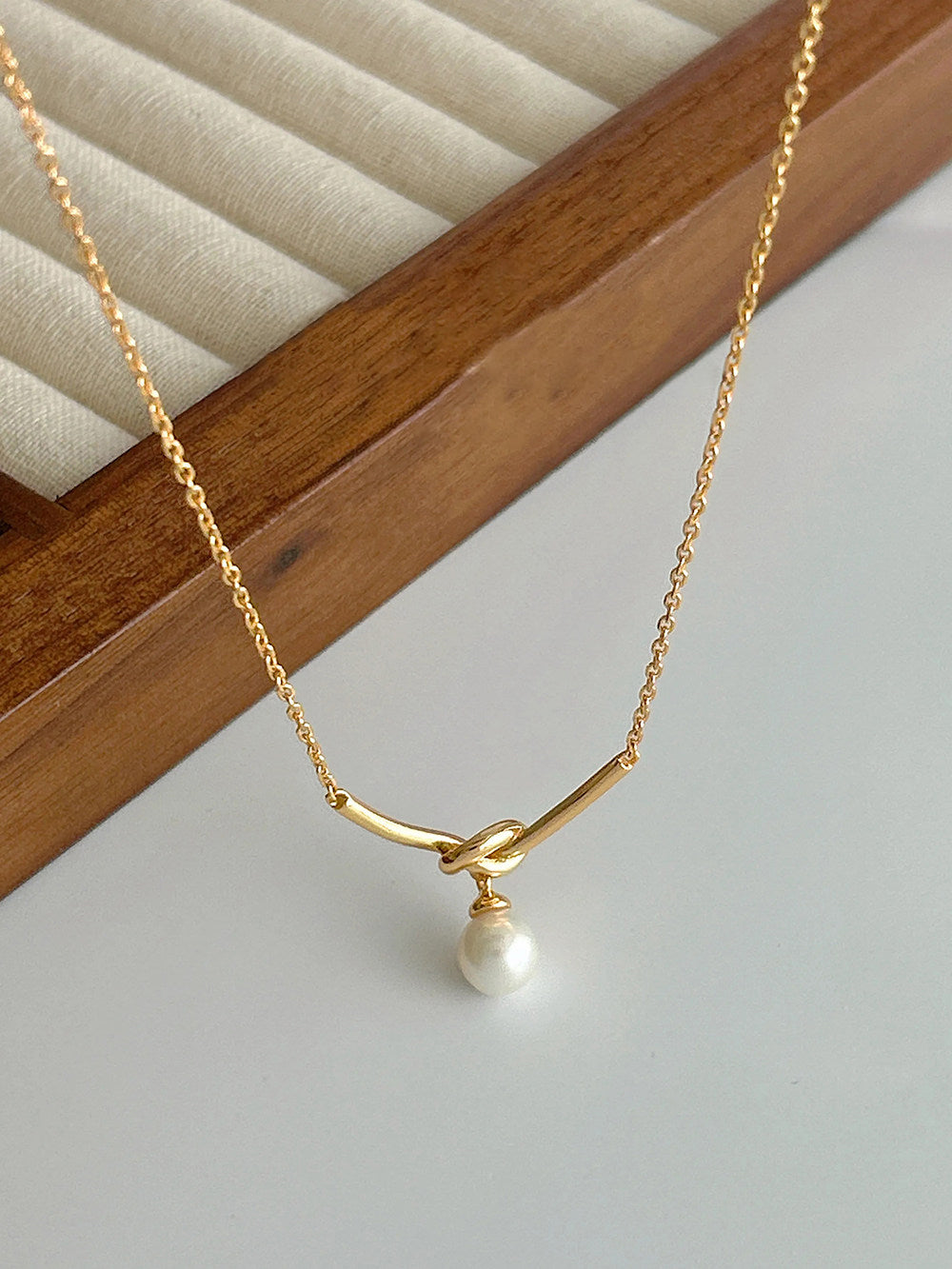 Women’s Knot Natural Pearl Pendant Necklace, Vintage Gold Plated Dainty Minimalist Daily & Bridal Jewelry Gift LUNA-X239