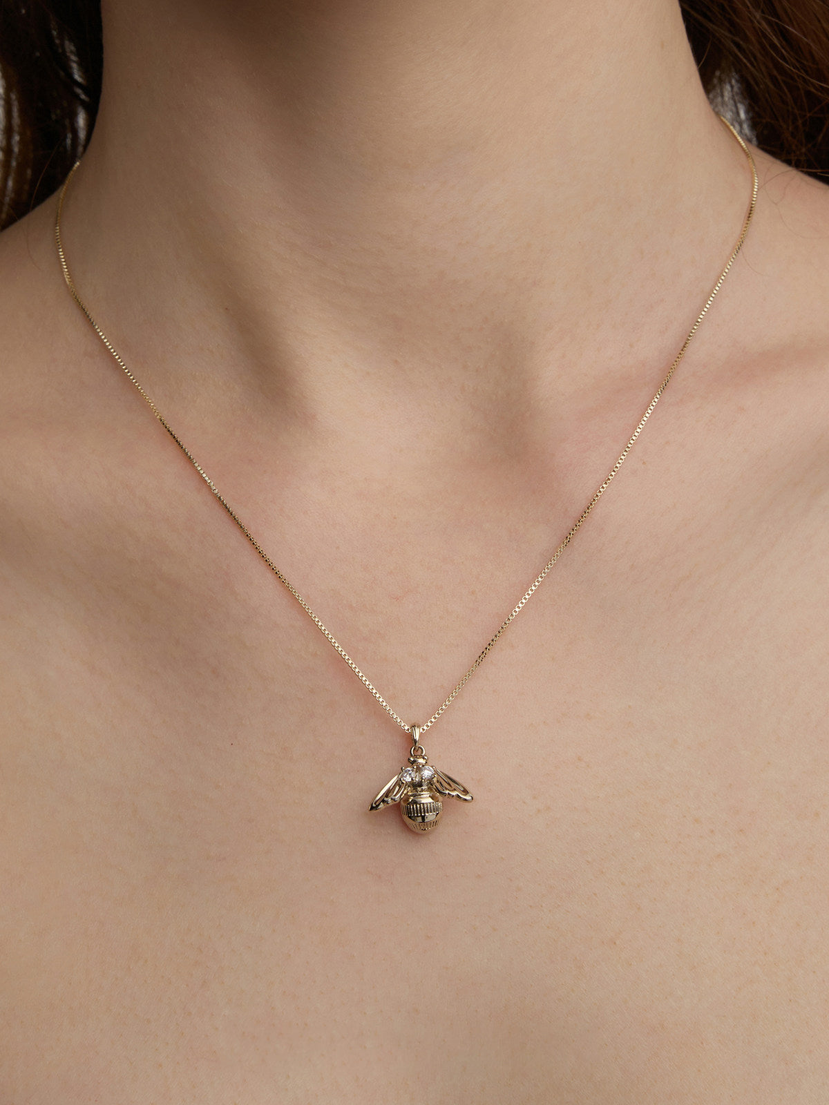 Dainty 3D Bee Pendant Necklace For Women Light Titanium Gold Plated Copper Zircon Eyes Adjustable Multi Extender Box Chain Minimalist Nature Insect Jewelry Gift  LUNA-X273