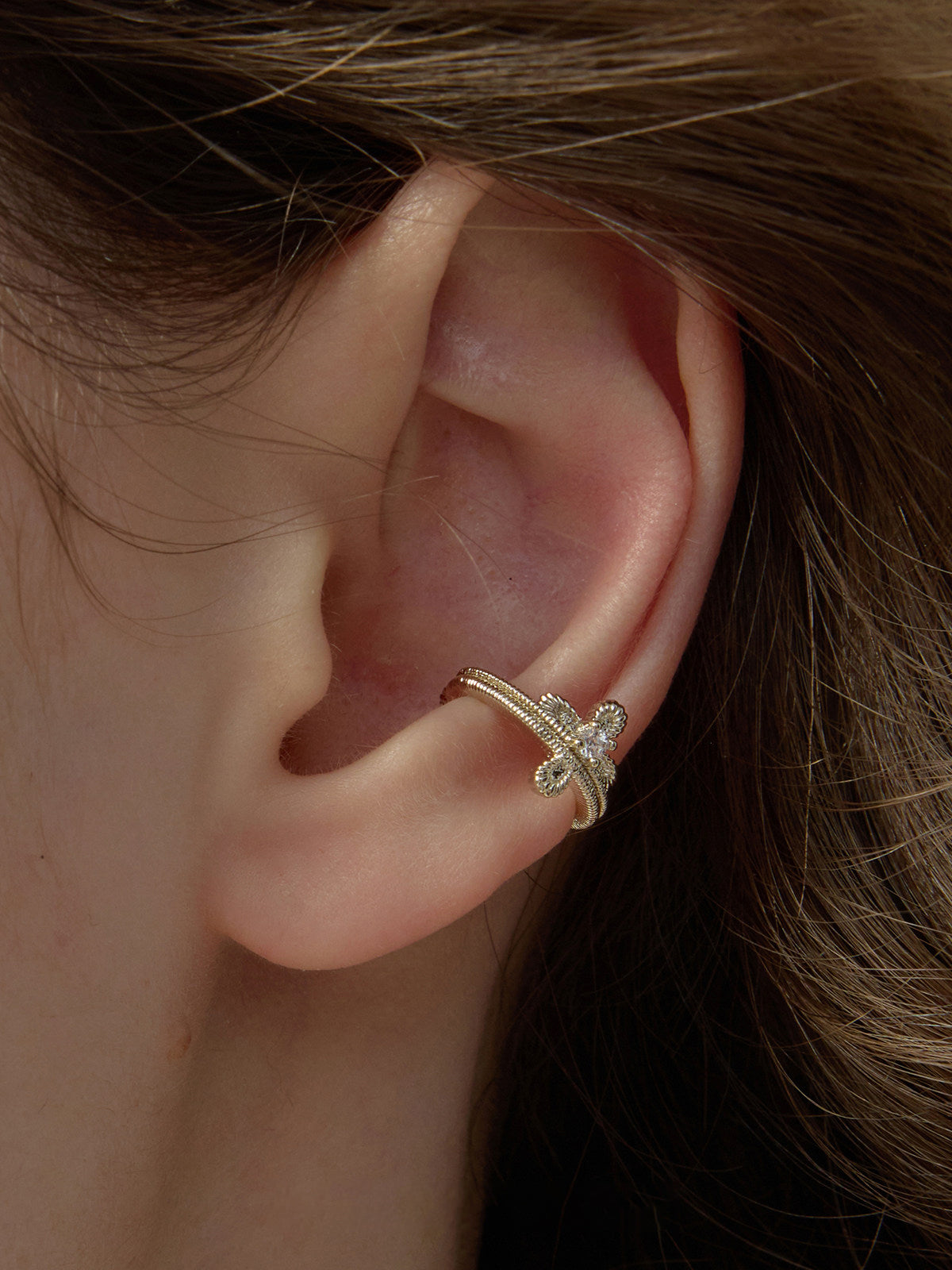 Vintage Gothic Lace Cross Hoop Earrings Non Pierced Ear Cuffs For Women Florence Cathedral Design Dainty Zircon Jewelry Two Tone Gold Silver LUNA-X265