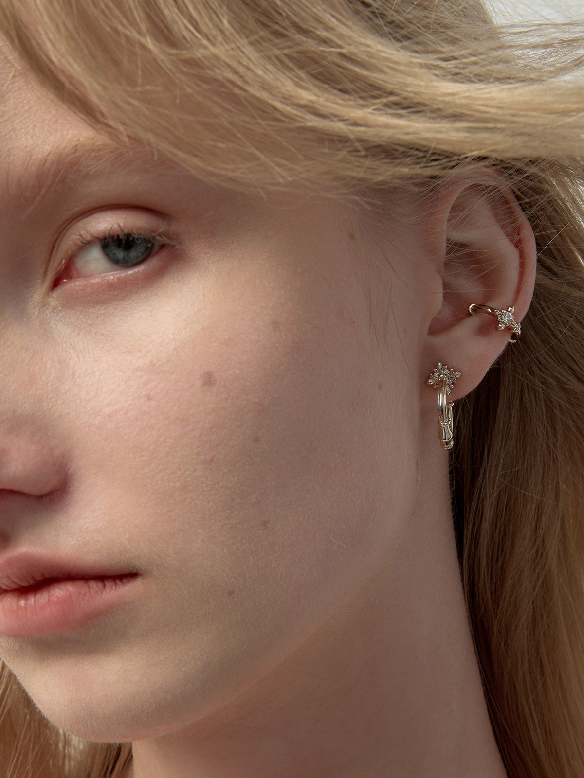 French Iris Bamboo Textured C Hoop Earrings For Women S925 Silver Post Zircon Four Point Star Detail Two Tone Silver Light Titanium Gold Dainty Vintage Daily Jewelry  LUNA-X271