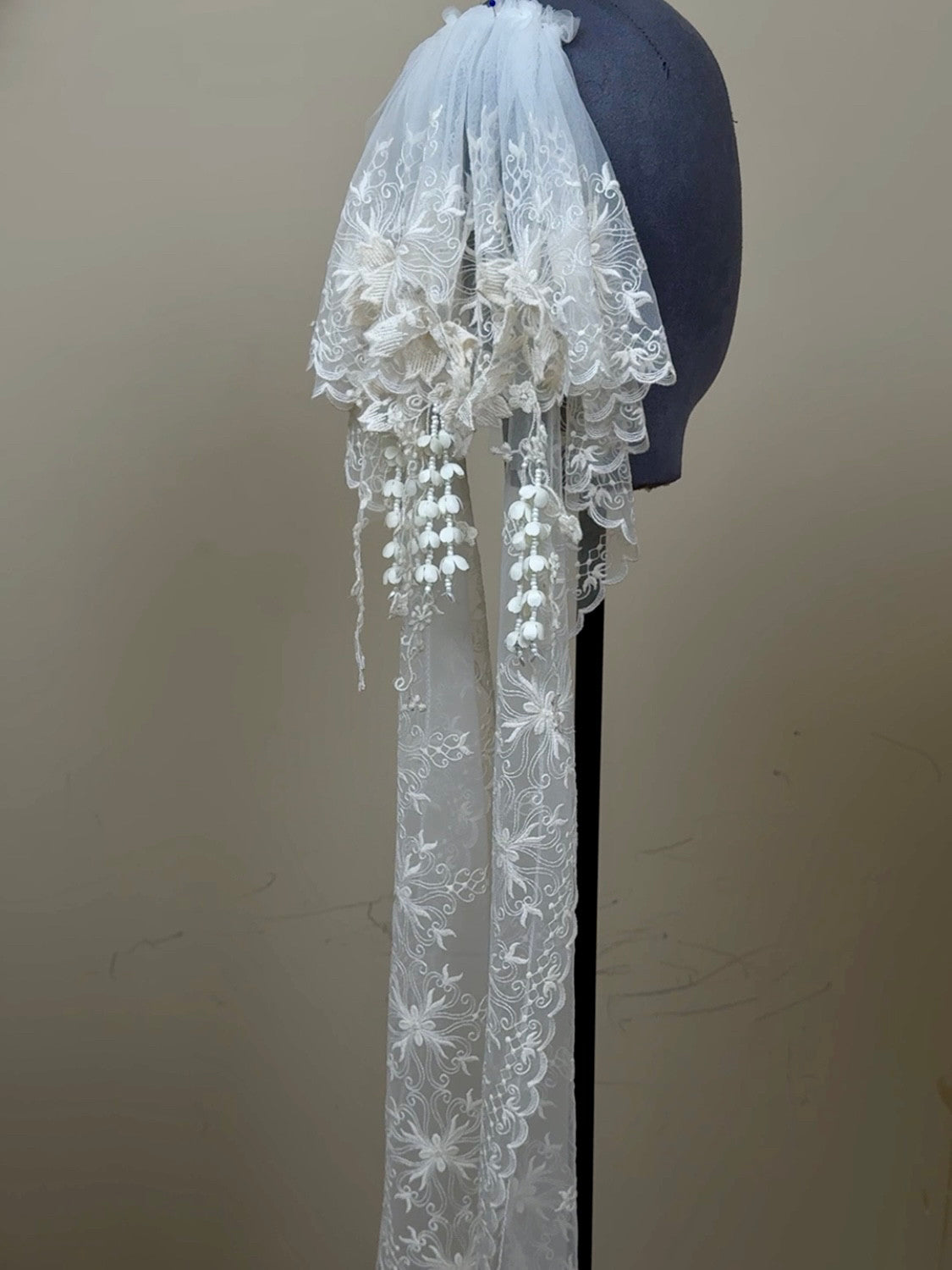 Vintage Rococo Shoulder Veil with 3D Lace Appliqués - Cloud Puff Stiff Mesh Bridal Headpiece, Shimmering Pearl Blossom Streamers LUNA-X107