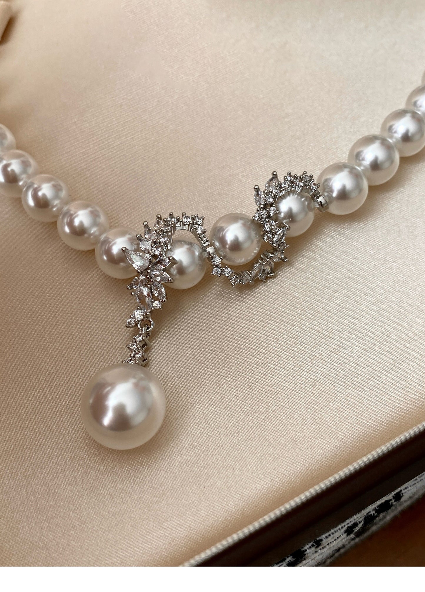 Y Drop Australian White Pearl Strand Necklace for Bridal Women, 8mm & 10mm Cool Luster Pearl with Floral Cubic Zirconia Accents 45cm Collarbone Chain Formal Wedding Evening Party Fine Jewelry Gift  LUNA-X292