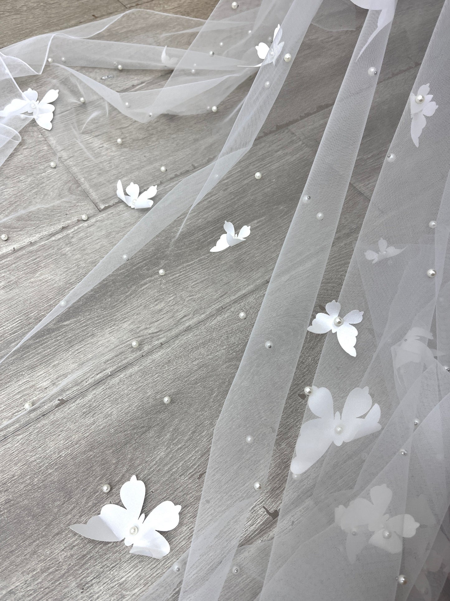 Minimalist Extra Wide Fingertip Veil - 60" x 118" Winged Drop Veil, No Comb for Cloud-Like Bridal Styling  LUNA-X14