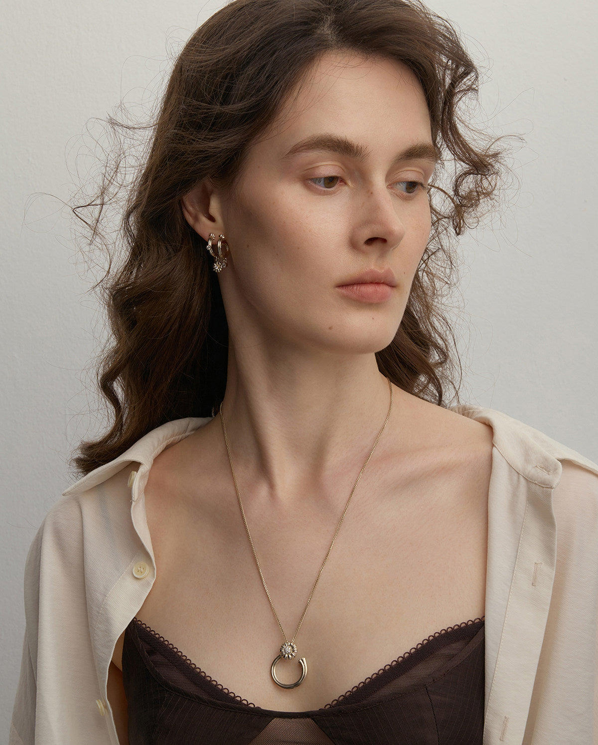 Daisy Open Circle Pendant Necklace For Women Light Titanium Gold Plated Copper Zircon Floral Nature Inspired Adjustable 55+6cm Chain Minimalist Garden Themed Jewelry  LUNA-X269
