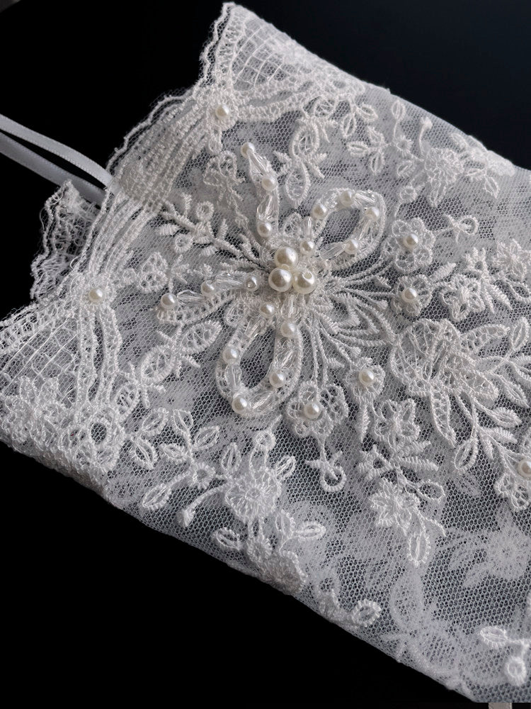 Vintage Off-White Lace Bridal Gloves 46cm Elbow-Length Fingerless Wedding Sleeves | Romantic Beaded Bow Knot Cottagecore Bridal Cuffs | LUNA-X325