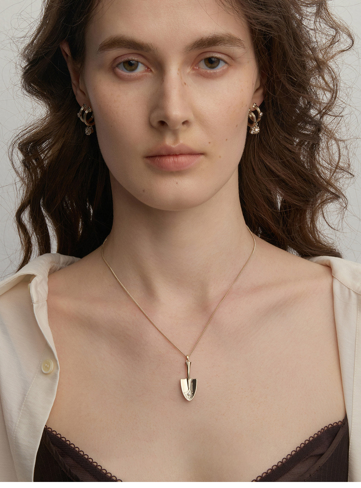 Dual Size Garden Trowel Daisy Pendant Necklace For Women Light Titanium Gold Plated Copper Zircon Nature Gardener Jewelry Mini Short Chain & Oversized Extra Long Sweater Chain Two Options   LUNA-X270