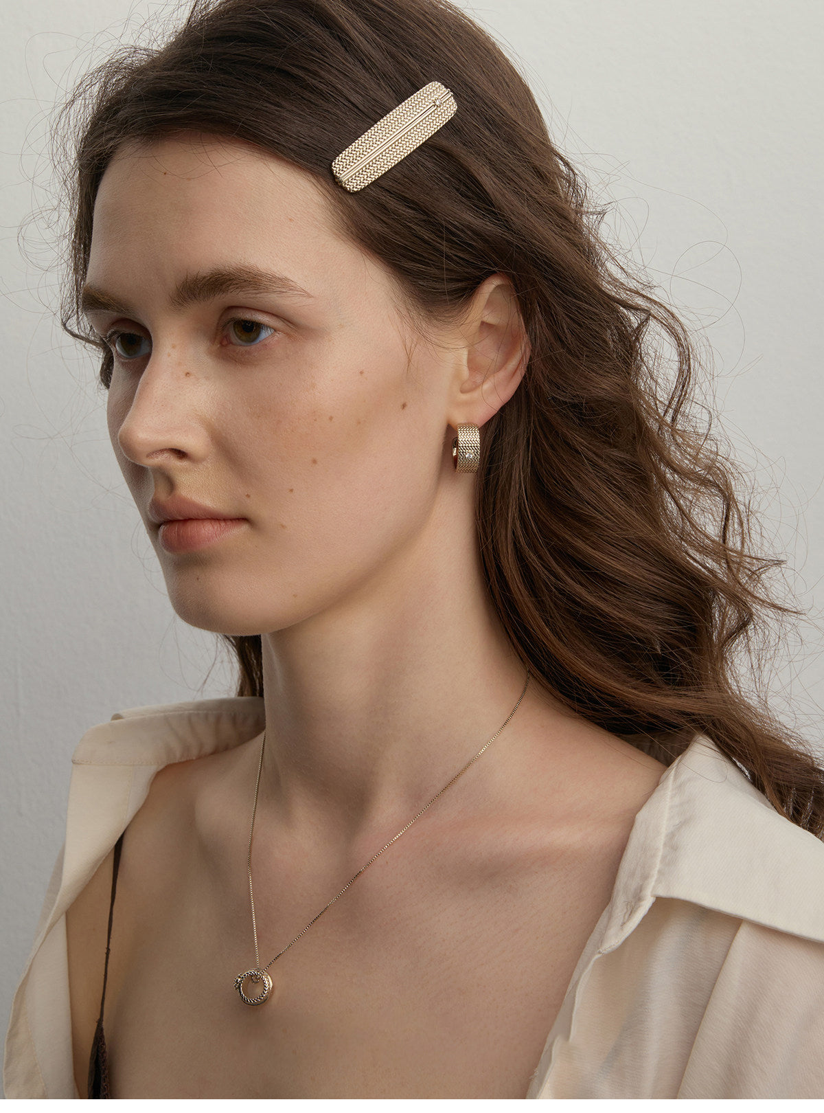 SUN HUNTER Woven Mesh Huggie Hoop Earrings & Ear Cuffs For Women S925 Silver Post Zircon Inlaid Two Tone Light Titanium Gold Silver Vintage Textured No Piercing Ear Jewelry Set  LUNA-X272