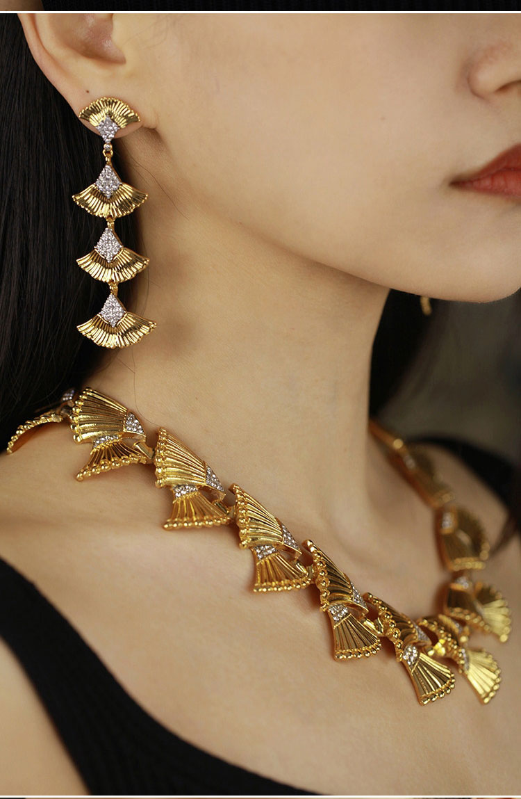 Vintage Ginkgo Leaf Matching Jewelry Set for Women, 24K Gold Plated Copper Cubic Zirconia Statement Choker Necklace & Long Drop Dangle Earrings Adjustable 46+8cm Chain Formal Wedding Banquet Luxury Fine Jewelry Gift LUNA-X301