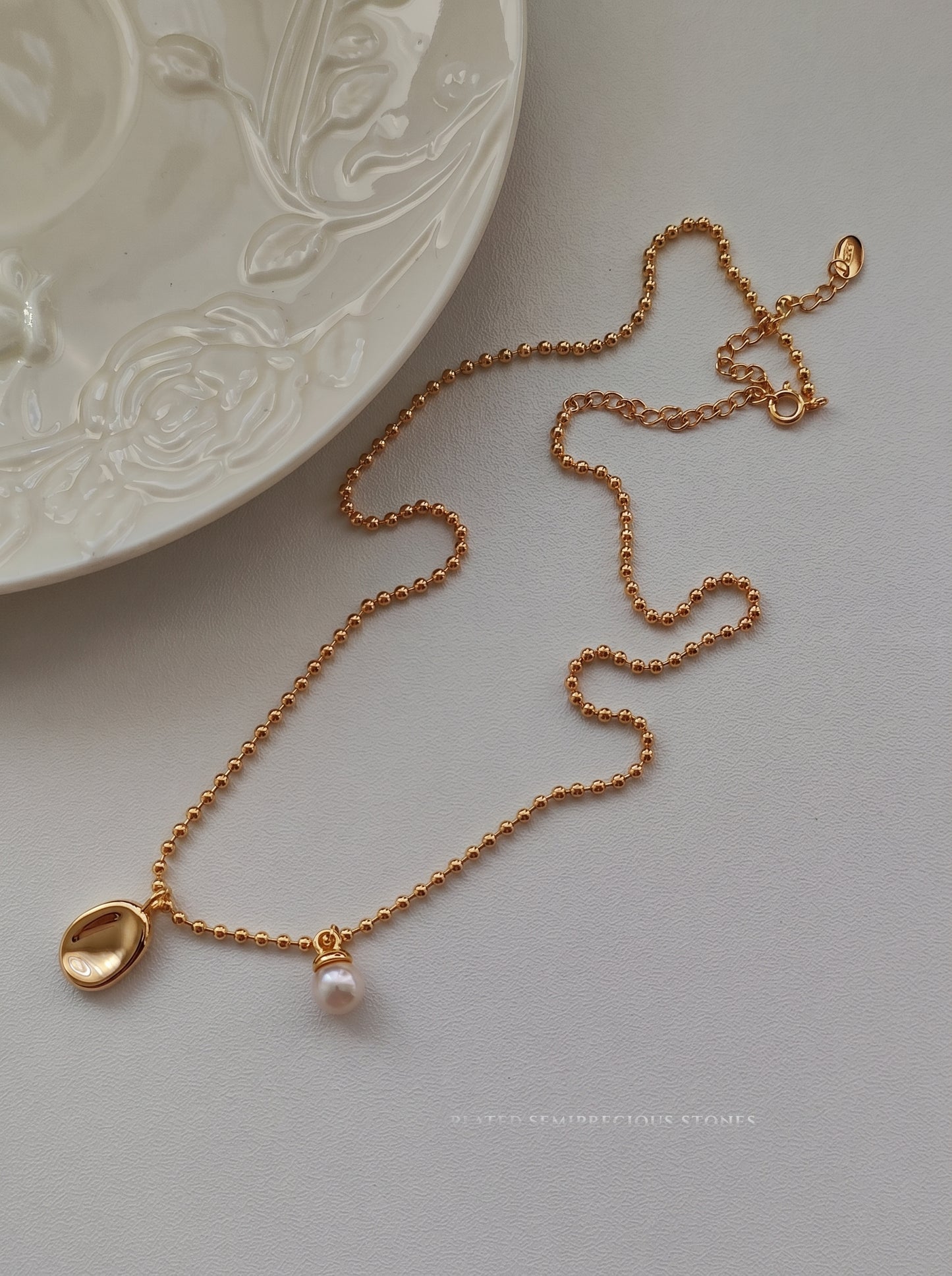 Dainty Bead Chain Oval Disc Natural Pearl Pendant Necklace S925 Sterling Silver Vintage Gold Platinum Minimalist Women Daily Bridal Jewelry Gift   LUNA-X238