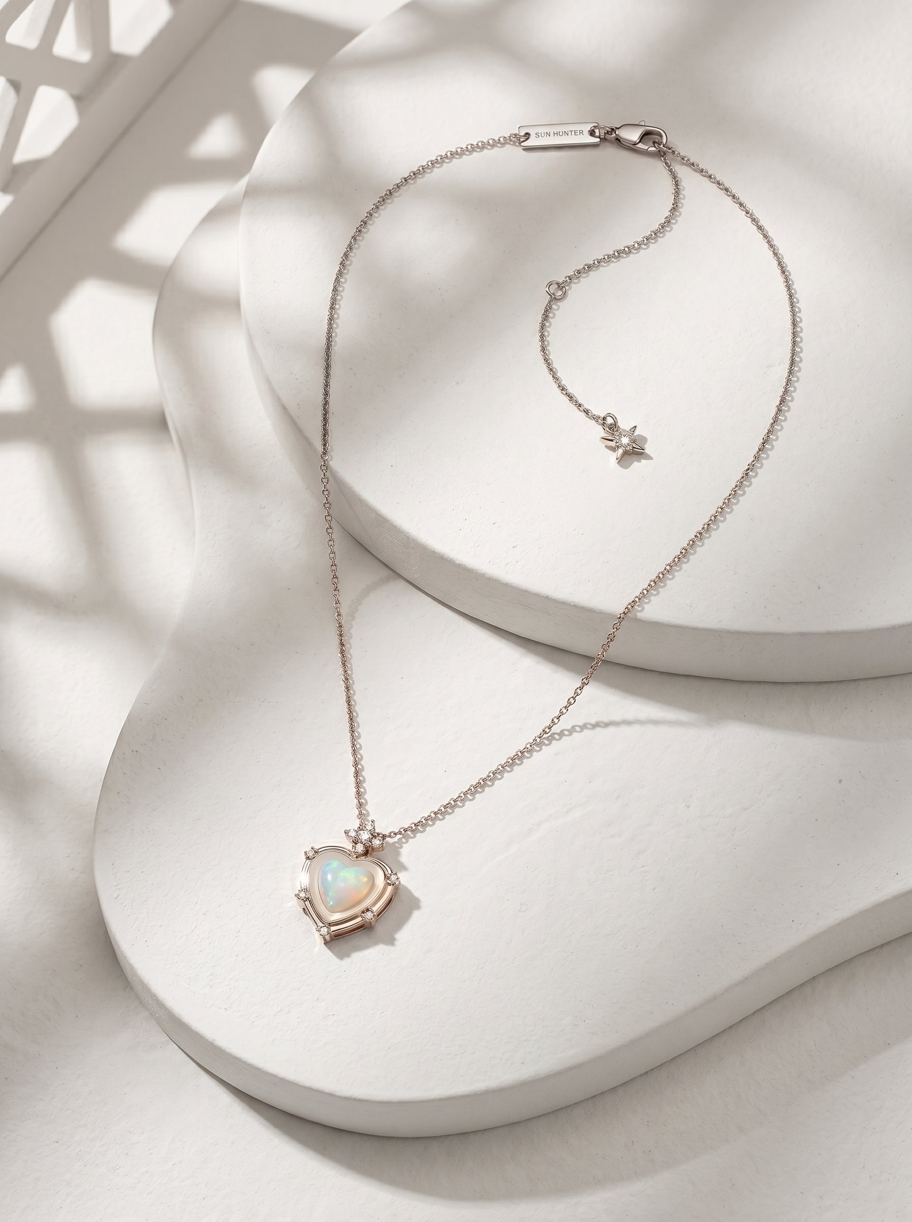 Women’s Iris Floral Layered Heart Necklace, Natural Mother of Pearl Pendant, Two-Tone Adjustable Dainty Jewelry LUNA-X253