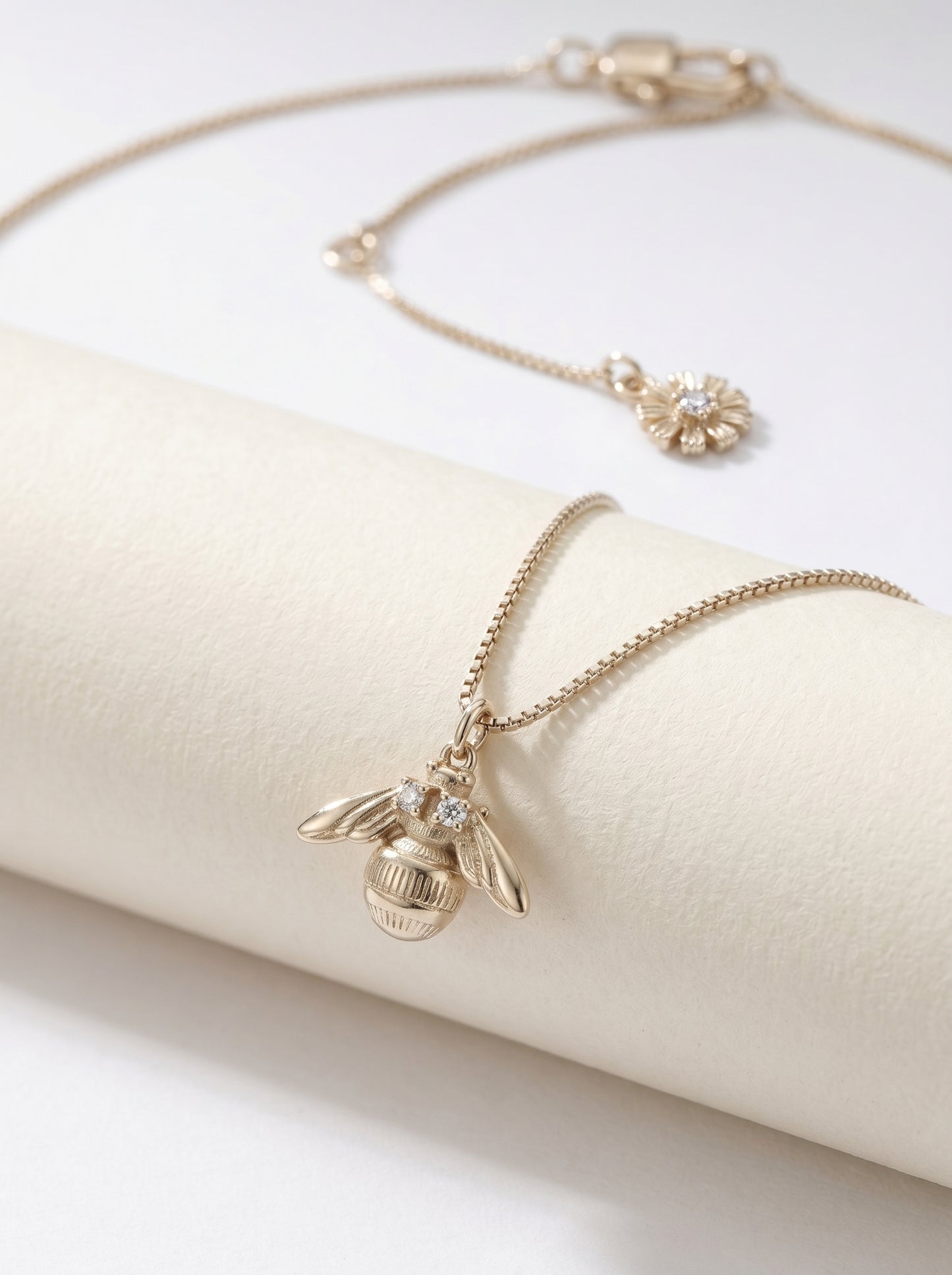 Dainty 3D Bee Pendant Necklace For Women Light Titanium Gold Plated Copper Zircon Eyes Adjustable Multi Extender Box Chain Minimalist Nature Insect Jewelry Gift  LUNA-X273