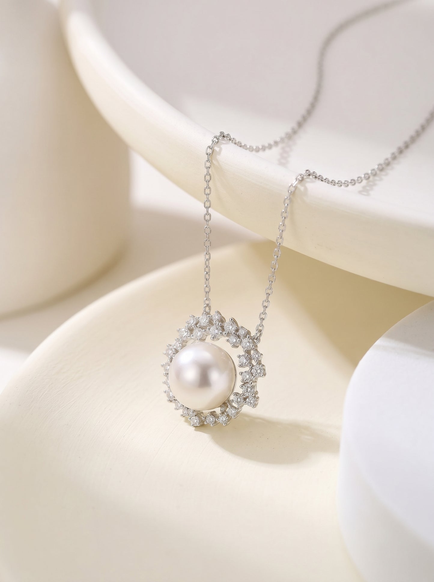 Elegant 12mm Australian White Pearl Wreath Halo Necklace for Women, Solid 925 Sterling Silver Sparkling Cubic Zirconia Pendant Adjustable 40+5cm Chain Bridal Wedding Fine Jewelry Gift  LUNA-X290