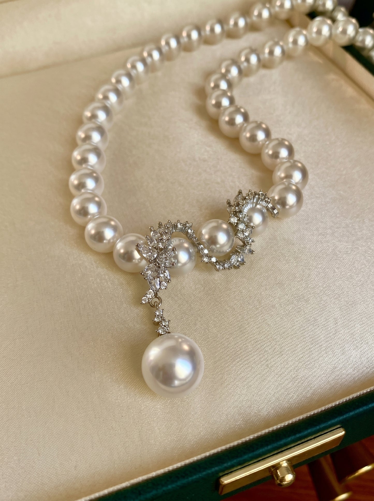 Y Drop Australian White Pearl Strand Necklace for Bridal Women, 8mm & 10mm Cool Luster Pearl with Floral Cubic Zirconia Accents 45cm Collarbone Chain Formal Wedding Evening Party Fine Jewelry Gift  LUNA-X292