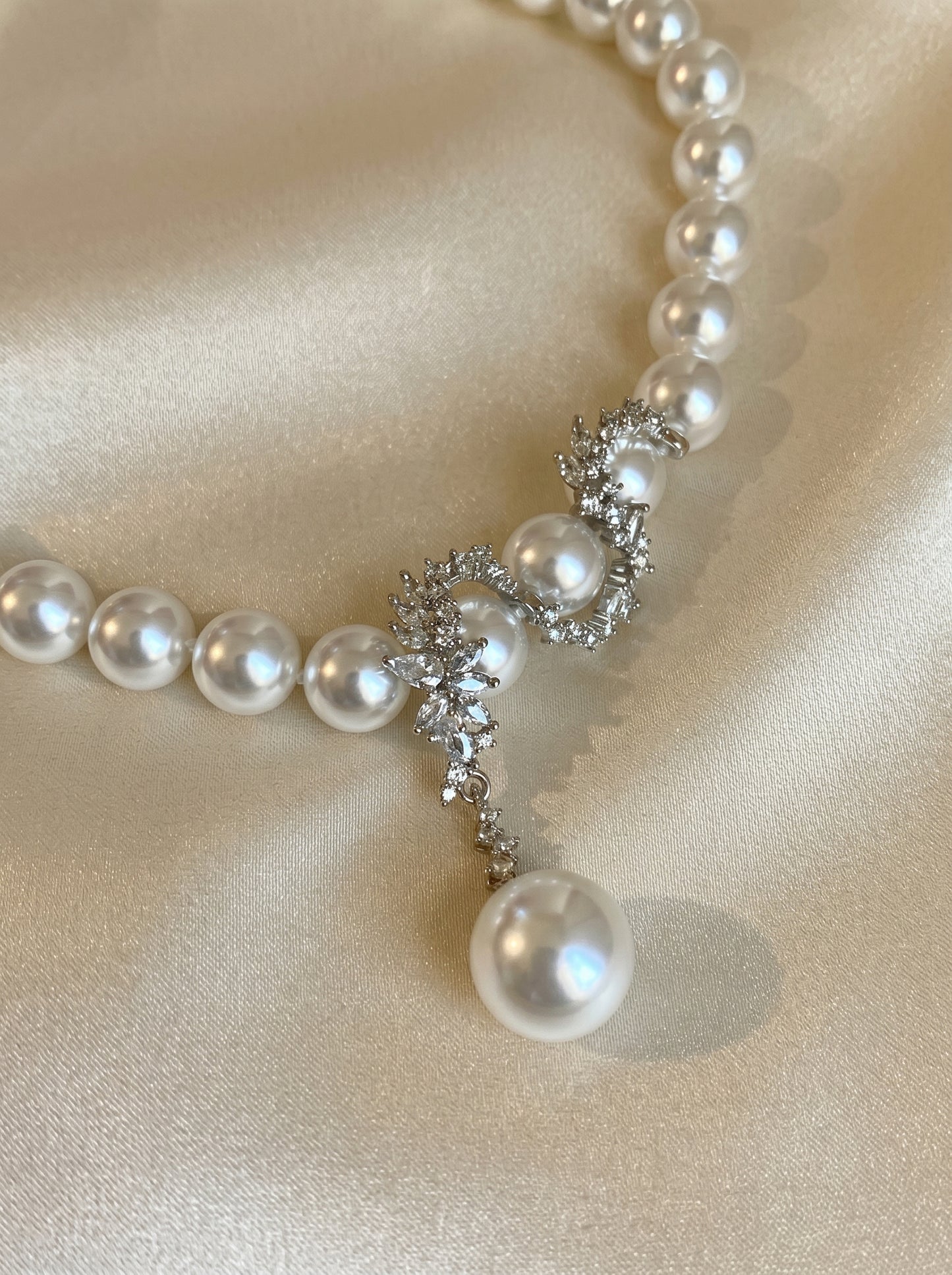 Y Drop Australian White Pearl Strand Necklace for Bridal Women, 8mm & 10mm Cool Luster Pearl with Floral Cubic Zirconia Accents 45cm Collarbone Chain Formal Wedding Evening Party Fine Jewelry Gift  LUNA-X292