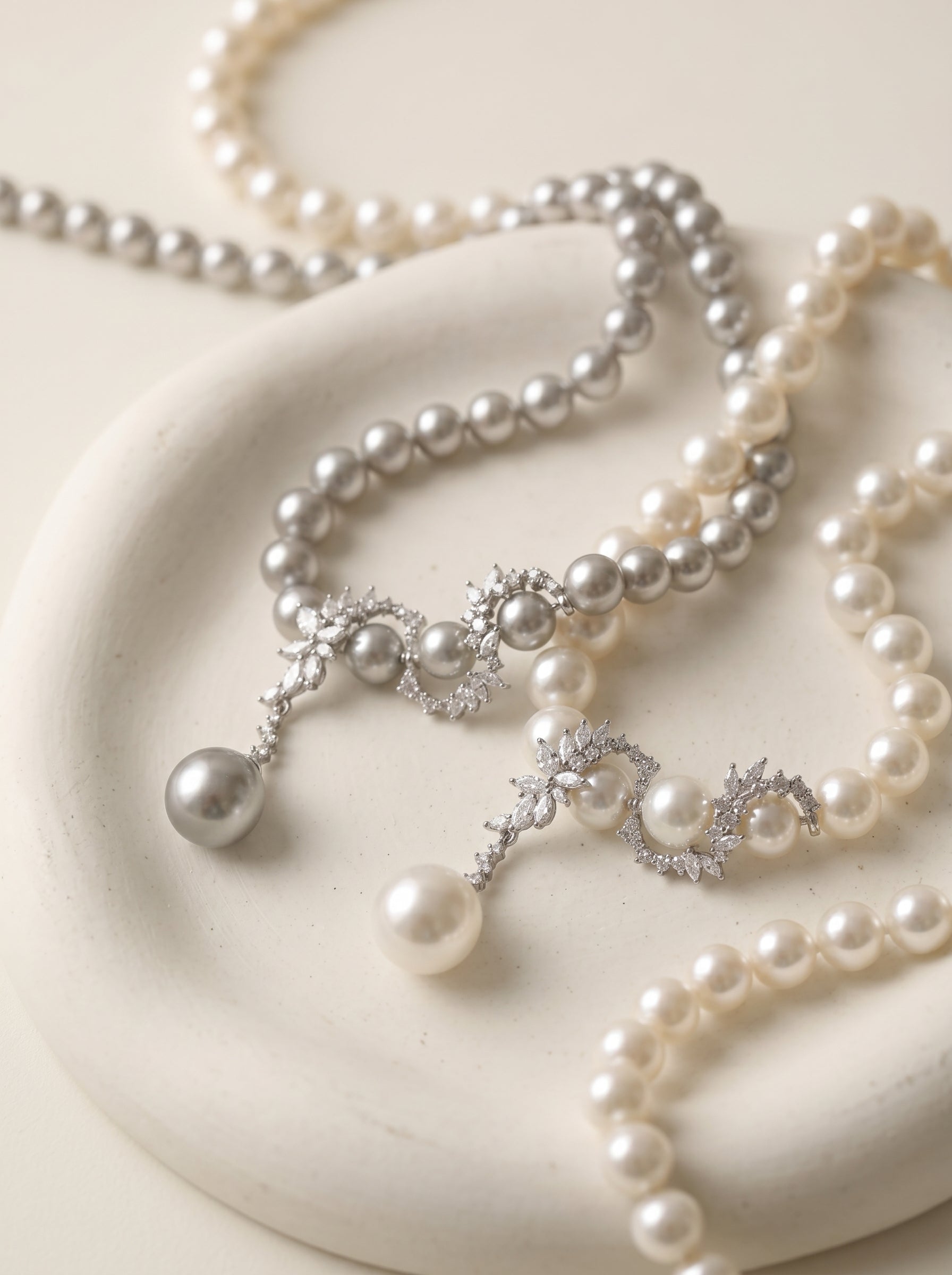 Y Drop Australian White Imitation Pearl Strand Necklace for Bridal Women, 8mm & 10mm Cool Luster Imitation Pearl with Floral Cubic Zirconia Accents, 45cm Collarbone Chain Formal Wedding Evening Party Fine Jewelry Gift LUNA-X292