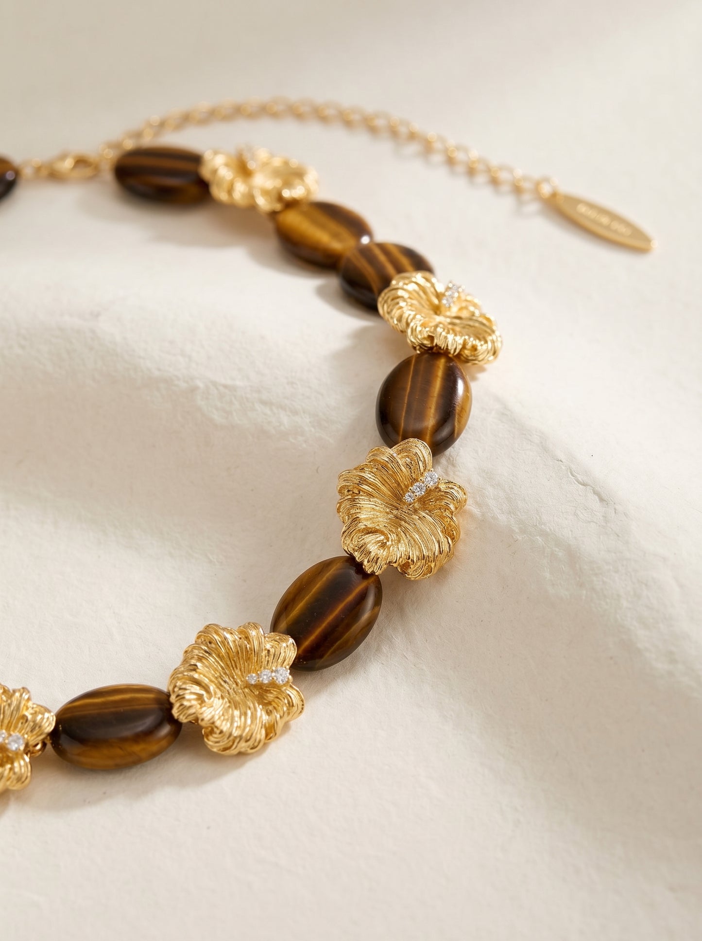 Vintage Gold Flower Tiger Eye Beaded Choker Necklace for Women, Inlaid Cubic Zirconia Natural Tiger Eye Stone Adjustable 46+10cm Extension Chain Retro Statement Layerable Fashion Jewelry Gift  LUNA-X296