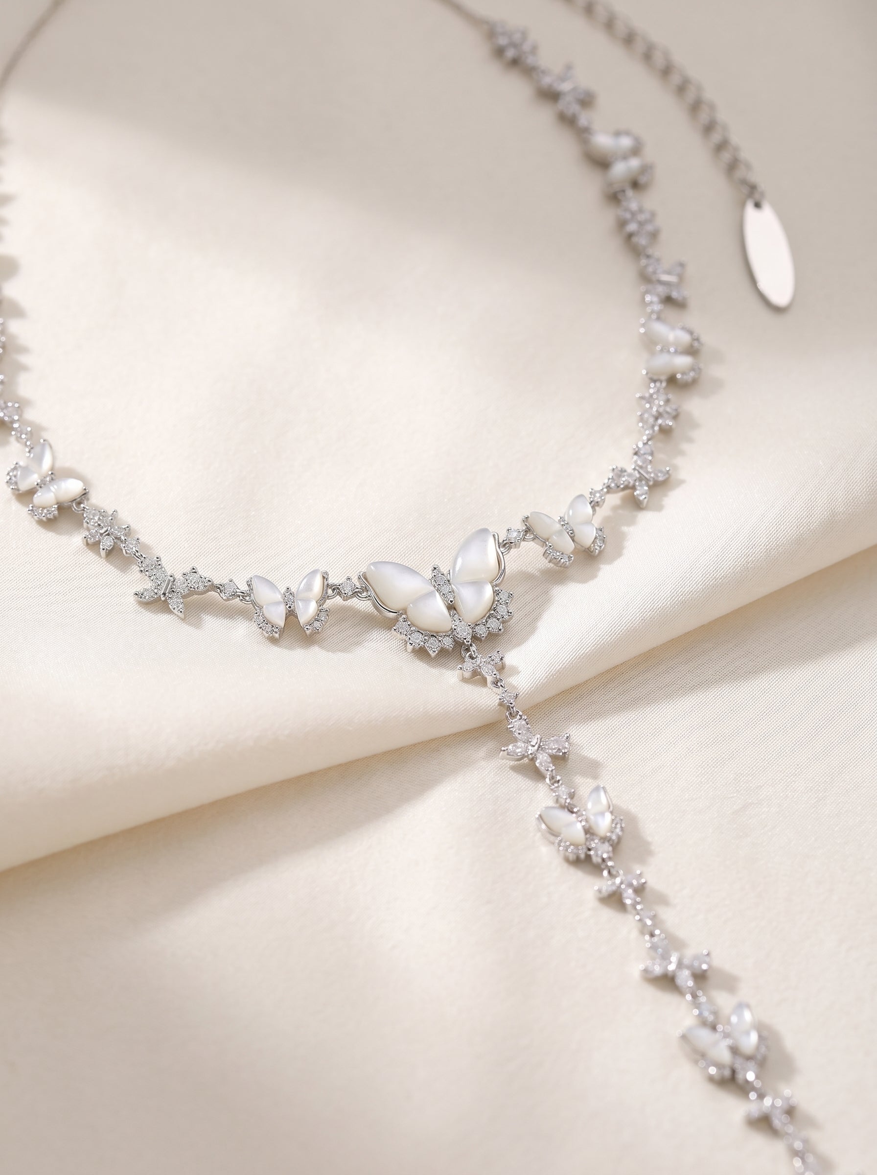 Dainty White Shell Butterfly Y-Drop Tassel Necklace for Women, Shiny Cubic Zirconia Inlaid Adjustable 50+10cm Extension Chain Silver Tone Elegant Wedding Bridal Evening Party Fine Jewelry Gift   LUNA-X297