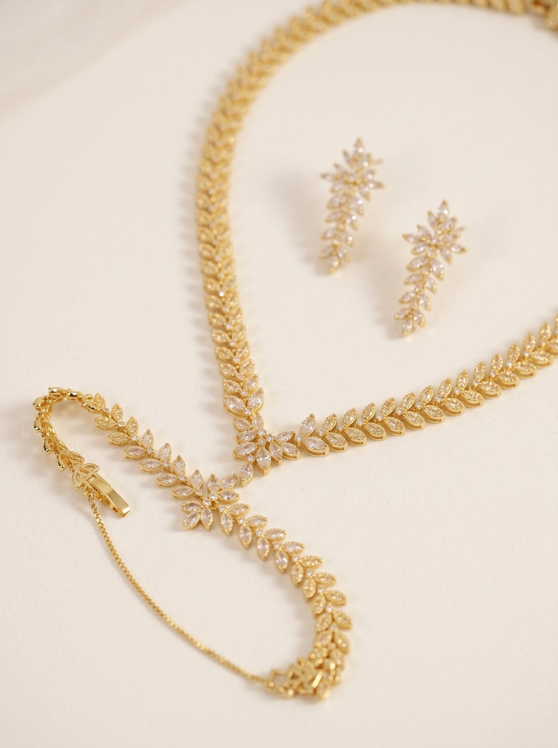 Elegant Crystal Leaf 3-Piece Jewelry Set for Women, Y-Drop Necklace Long Dangle Earrings Matching Bracelet Wedding Bridal Formal Banquet Fine Jewelry Gift LUNA-X302