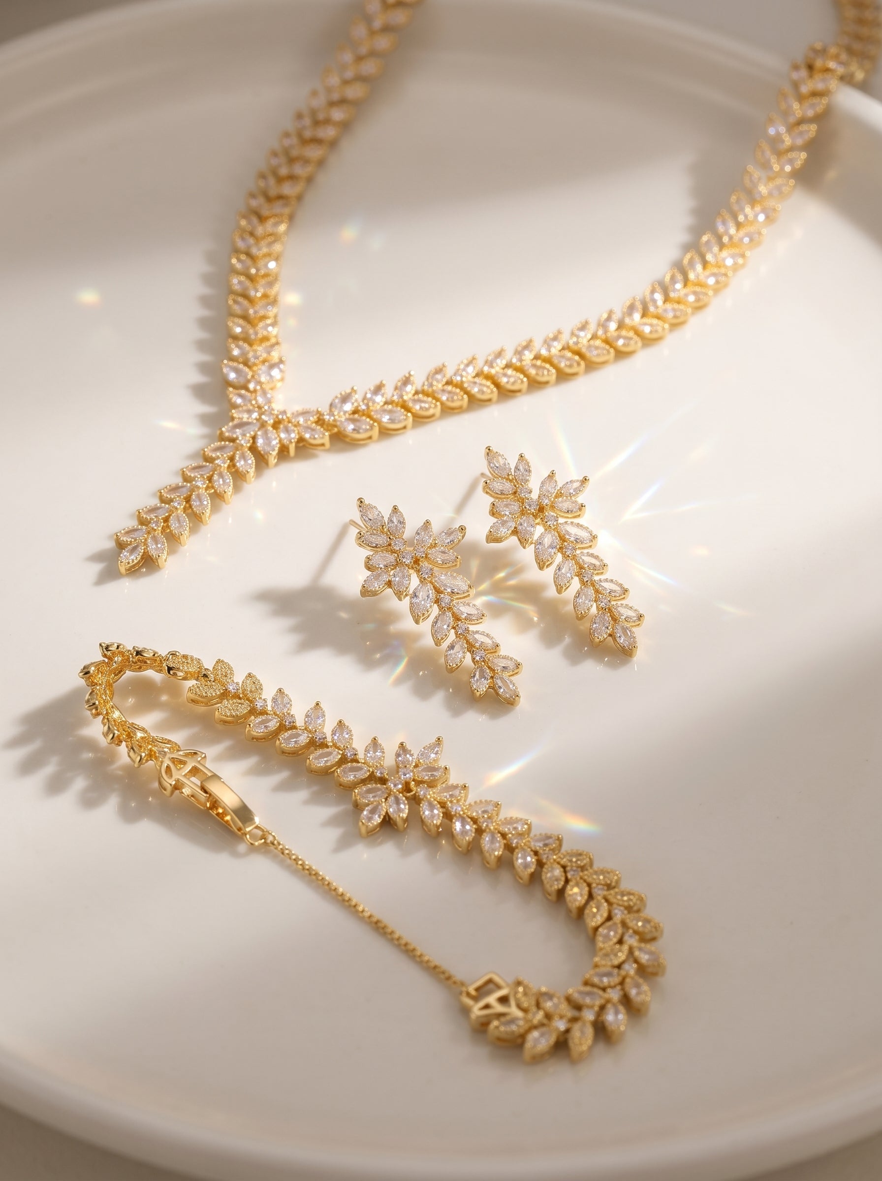 Elegant Crystal Leaf 3-Piece Jewelry Set for Women, Y-Drop Necklace Long Dangle Earrings Matching Bracelet Wedding Bridal Formal Banquet Fine Jewelry Gift LUNA-X302