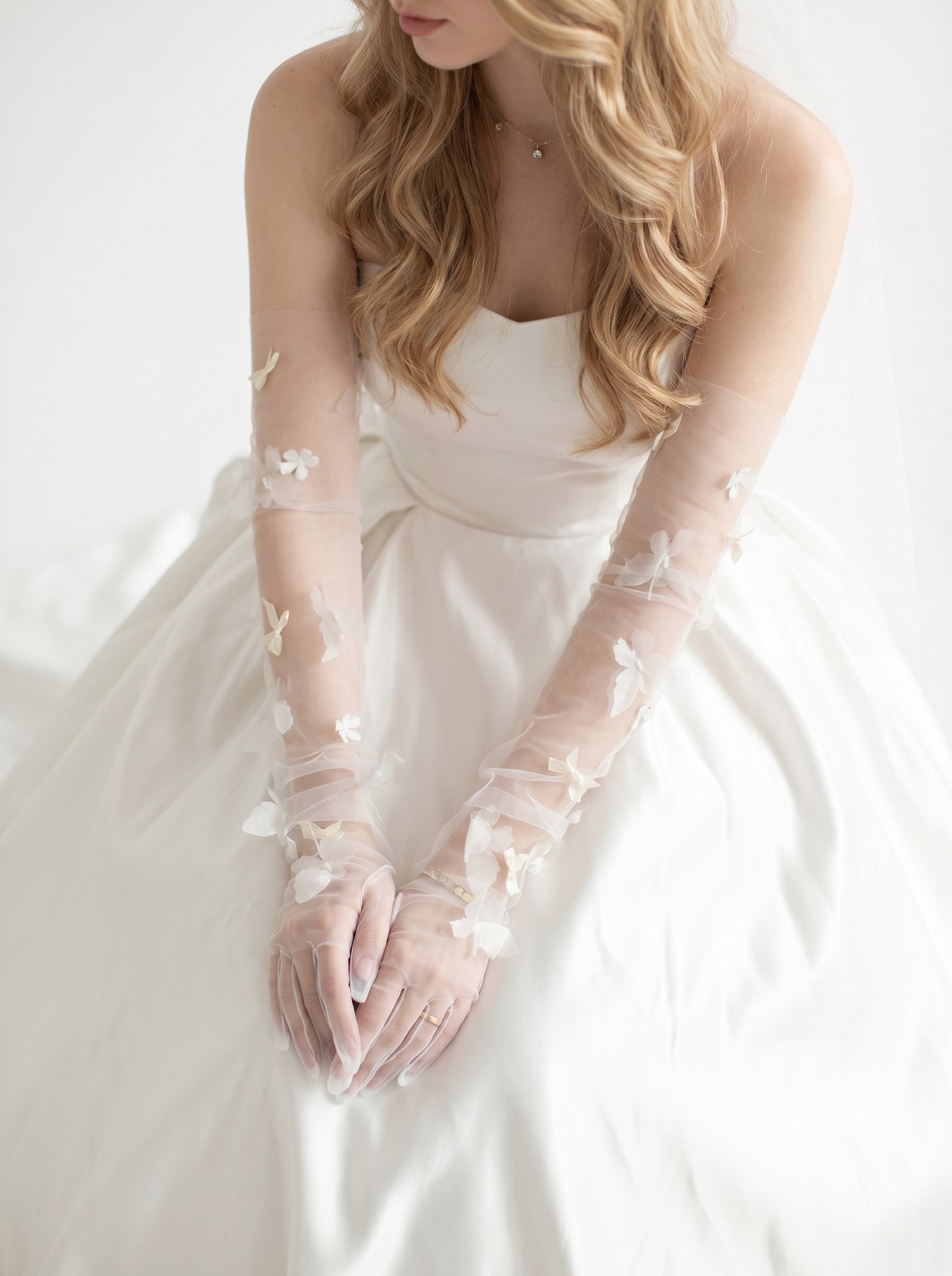 Ethereal Butterfly Tulle Bridal Gloves - 70cm Ultra Long Off-White Wedding Gloves with 3D Flutter Bows - Dramatic Fairycore Opera Runway Mittens LUNA-X315