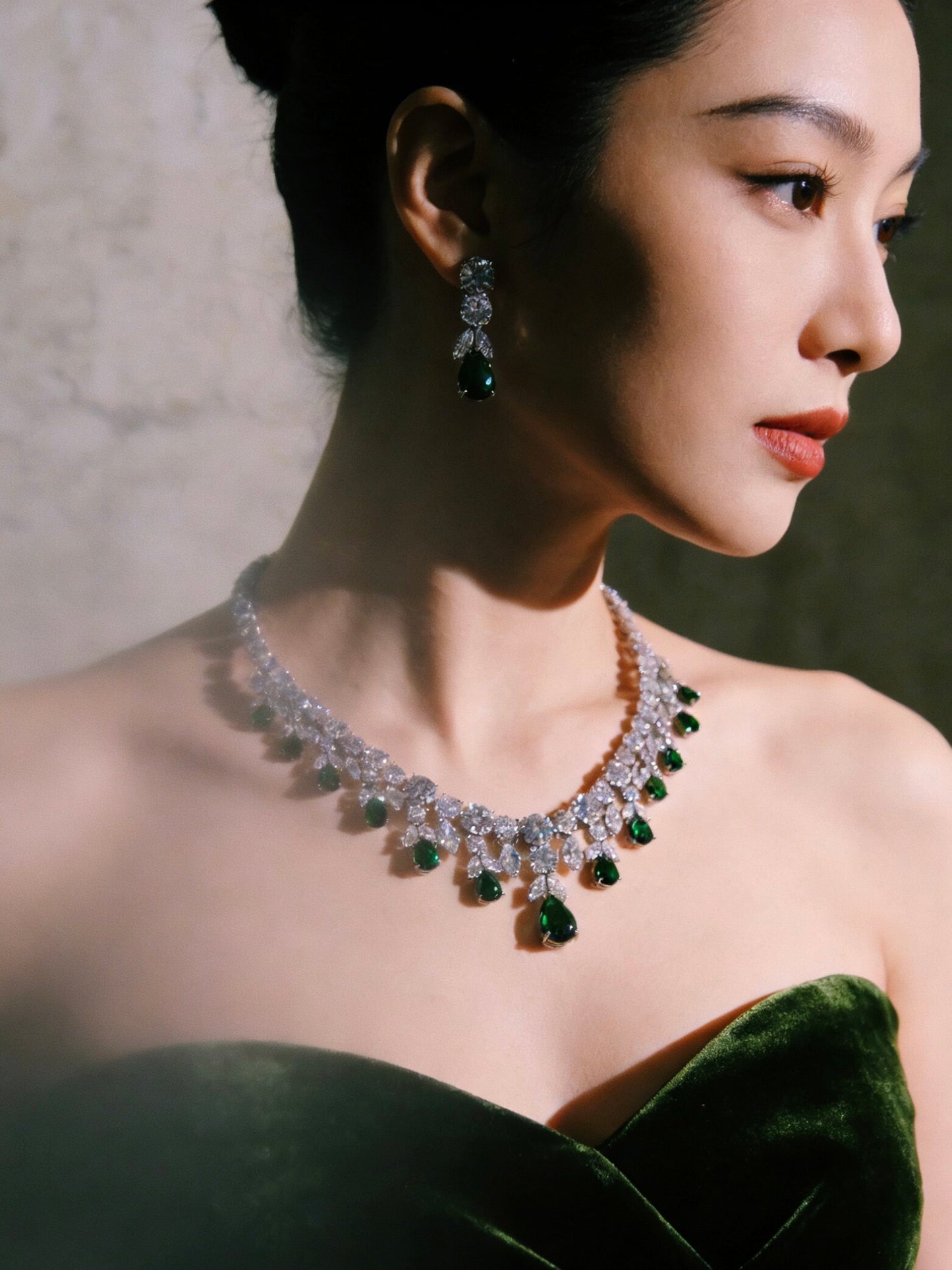 MOMZ Royal Sapphire Style Platinum-Plated Necklace & Earring Set - AAA Zircon Luxury Evening Jewelry LUNA-X152