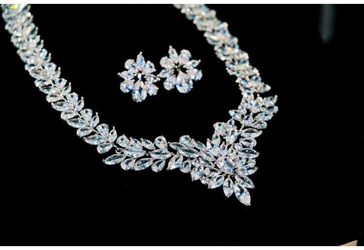 Vine & Blossom Necklace Set – AAA Zircon Crystal with K-White Gold Plating  LUNA-X140