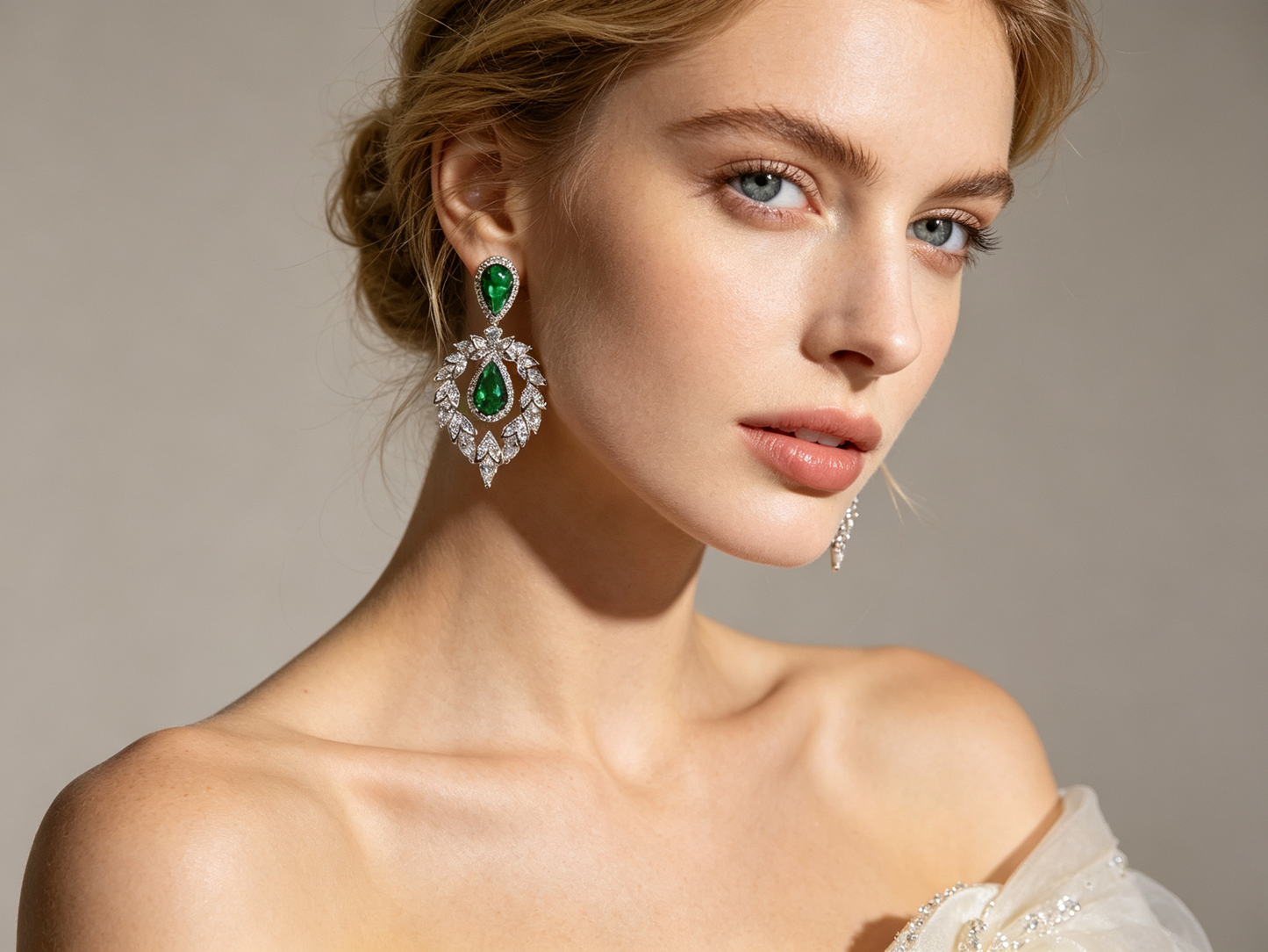 Vintage Emerald Green Teardrop Jewelry Set - Luxury Baroque Crystal Statement Necklace and Chandelier Earrings - Royal Bridal Banquet Wedding Jewelry Two-Piece Set LUNA-X127
