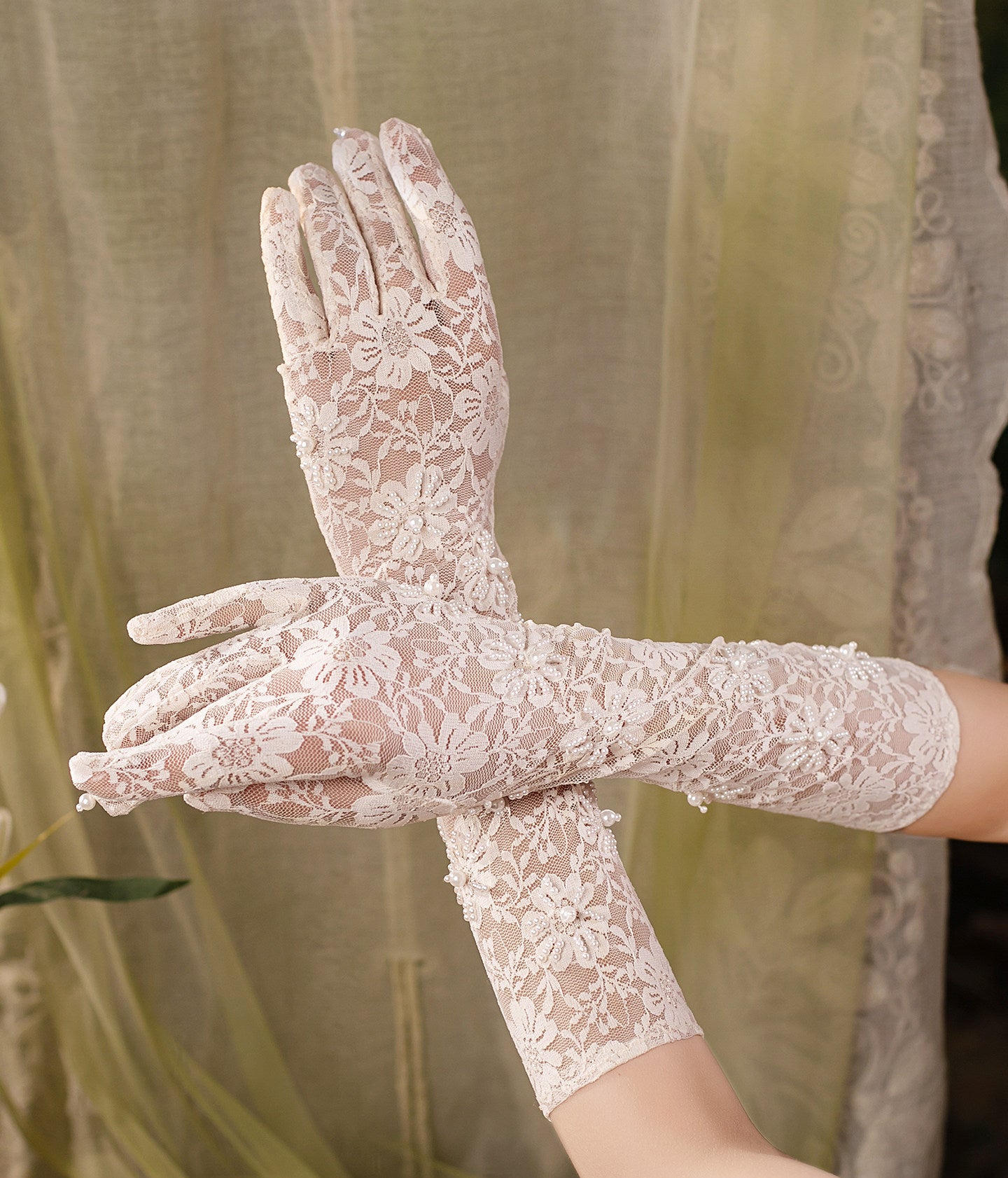 "Teenage Dream" 39cm Vintage Lace Bridal Gloves, Full Finger Sheer Floral Wedding Gloves with Hand-Stitched Pearl Accents LUNA-X178