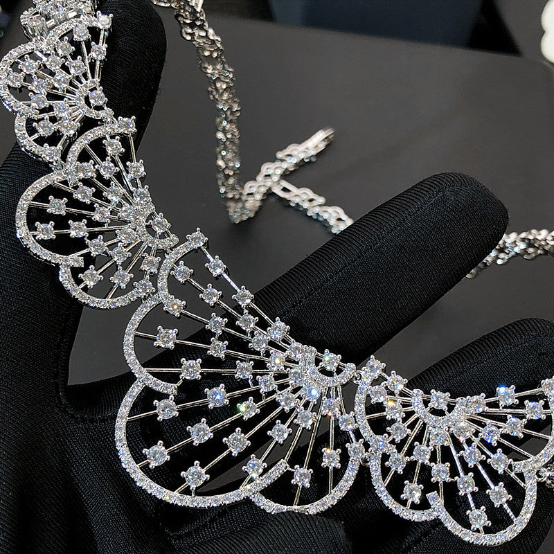 Grand Starburst Medallion Bridal Jewelry Set, Luxury Platinum Plated AAA Zircon Geometric Choker Necklace & Dramatic Drop Earrings Set for Royal Wedding & Gala LUNA-X160