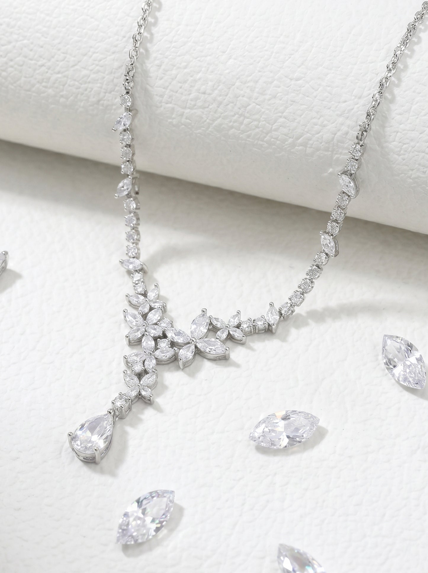 "Morning Dew" Delicate V Gold Floral Choker, Sparkling Marquise Crystal Vine Necklace with Teardrop Pendant for Bride & Gala LUNA-X172