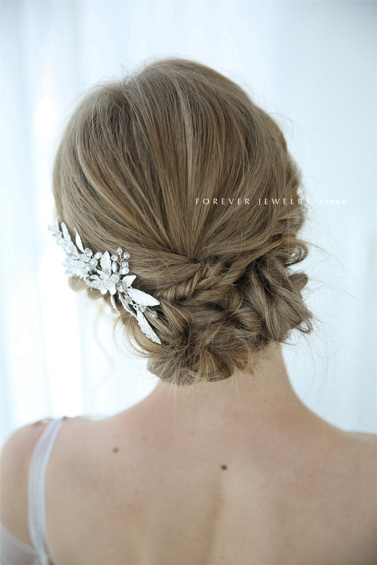 Silver Crystal Floral Bridal Hair Comb with Glass Rhinestones - Wedding Headpiece (14.5cm) LUNA-X193