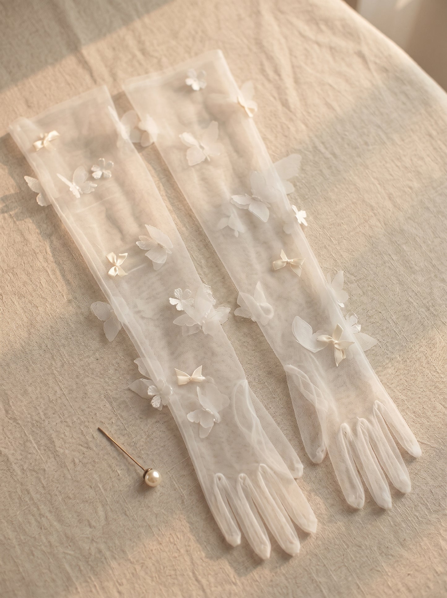 Ethereal Butterfly Tulle Bridal Gloves - 70cm Ultra Long Off-White Wedding Gloves with 3D Flutter Bows - Dramatic Fairycore Opera Runway Mittens LUNA-X315