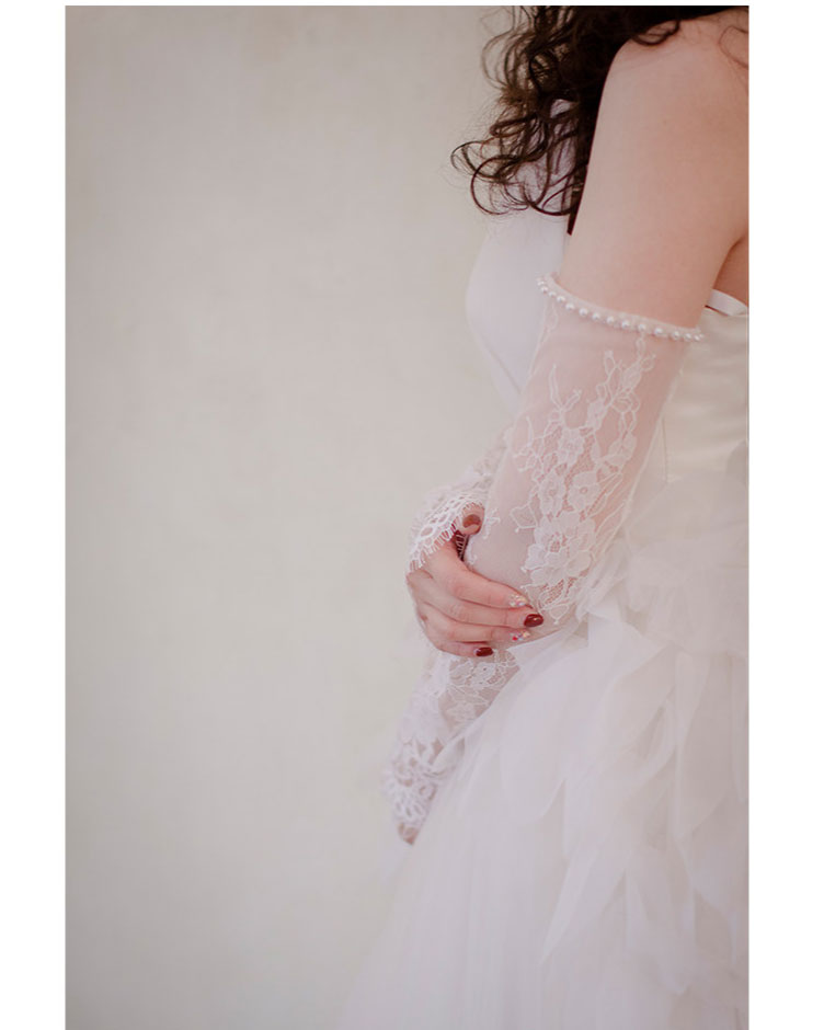 French Eyelash Lace Bridal Gloves - 55cm Opera Length Fingerless Wedding Gloves with Hand-Beaded imitation pearls - Vintage Regencycore White Elopement Mittens LUNA-X314